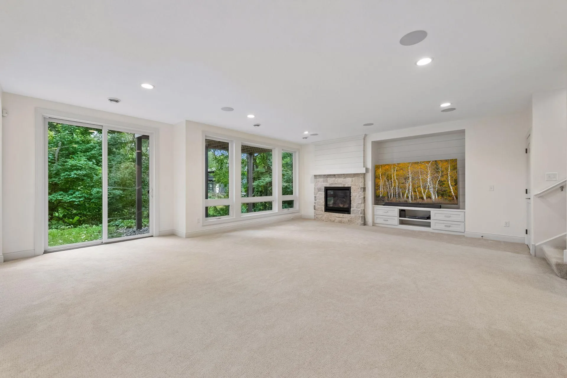 Photo 21 of 3419 Groveland Lane