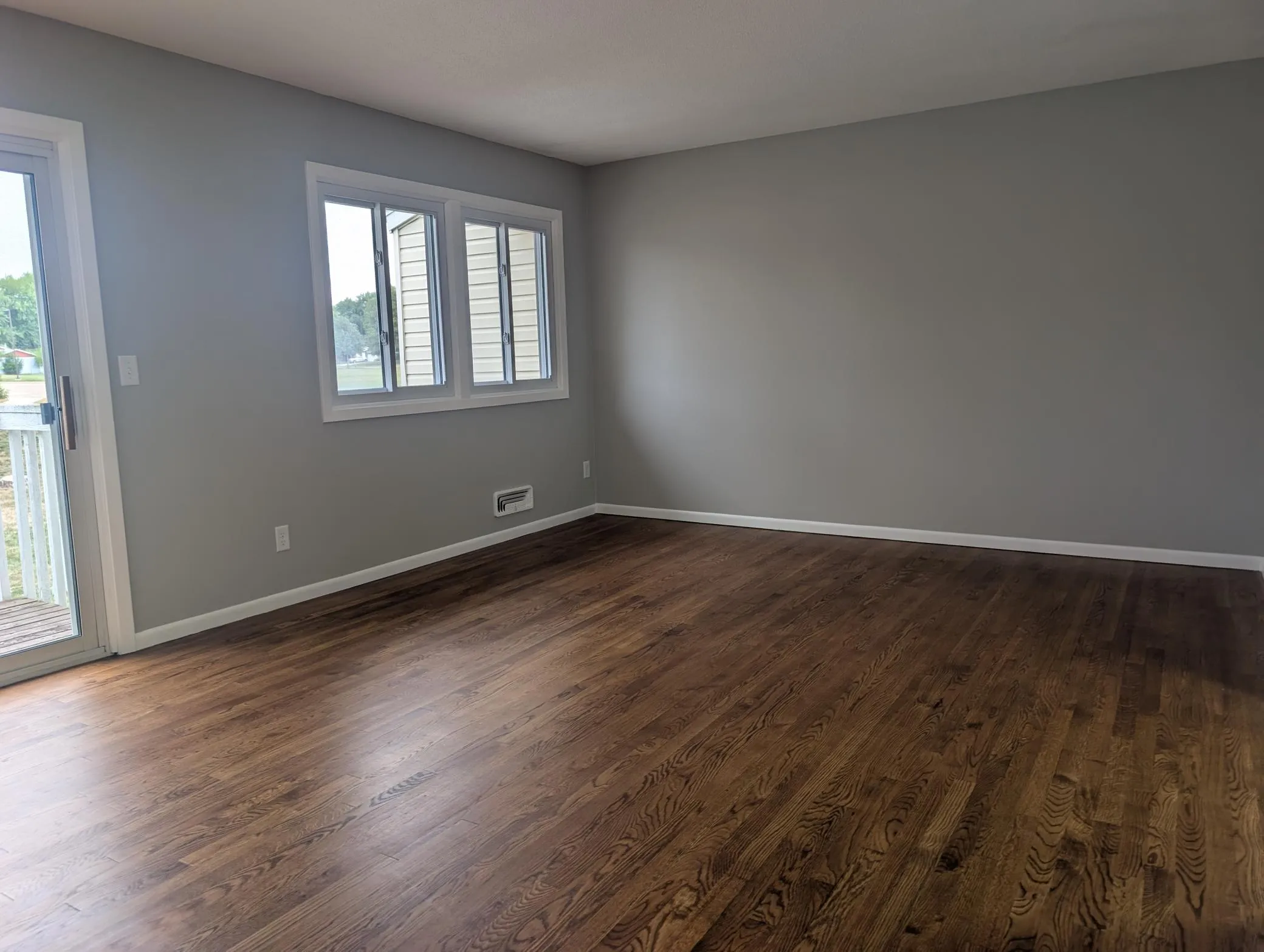 Photo 4 of 7427 143rd Street Court