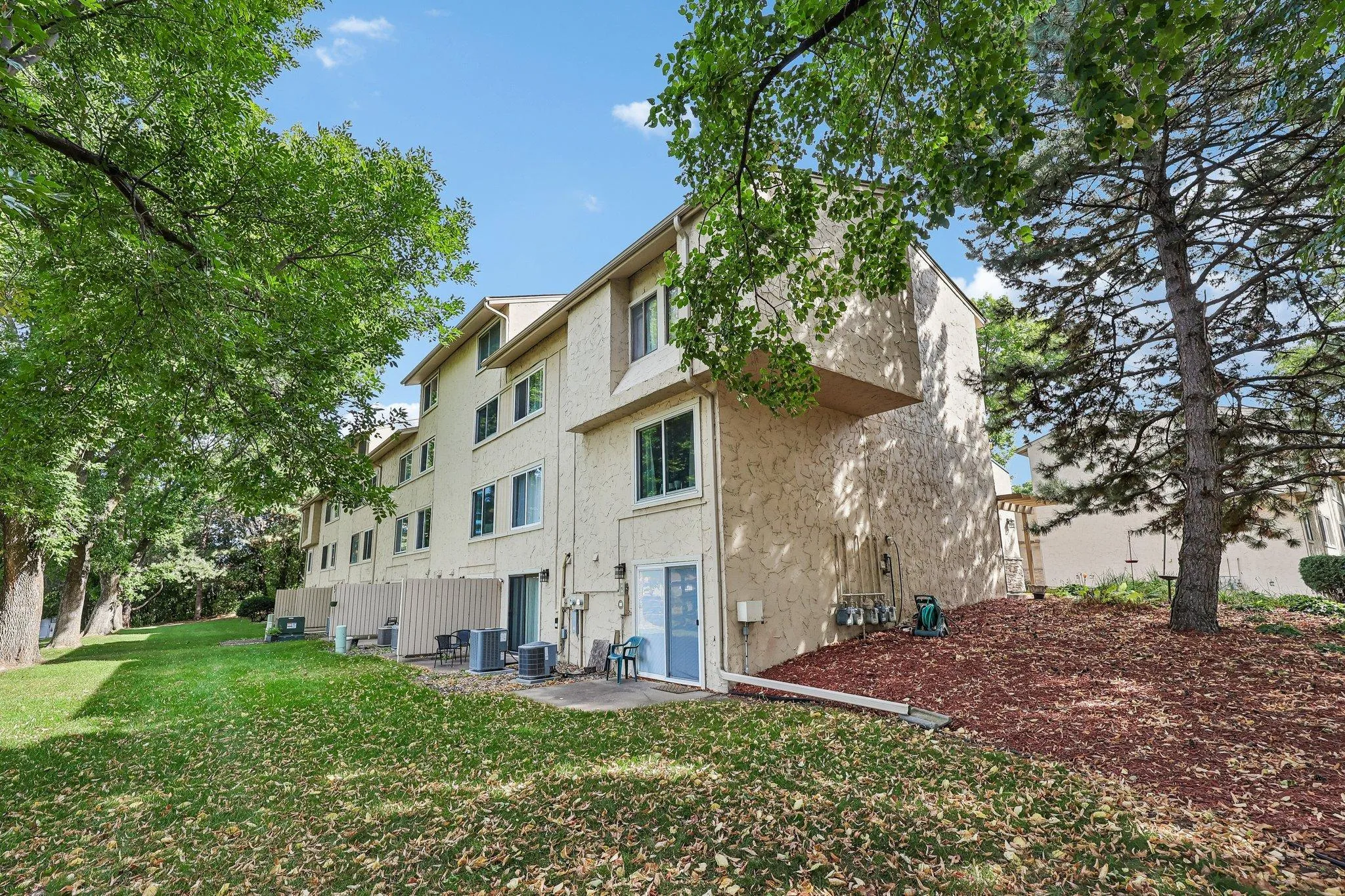 Photo 33 of 4082 Meadowlark Lane