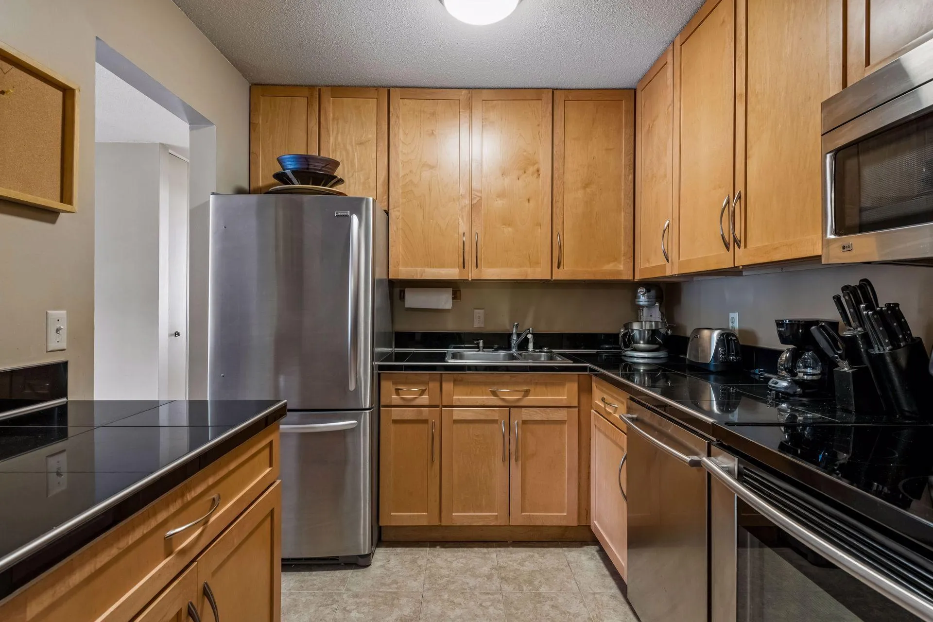 Photo 5 of 5410 Three Points Boulevard Unit 425