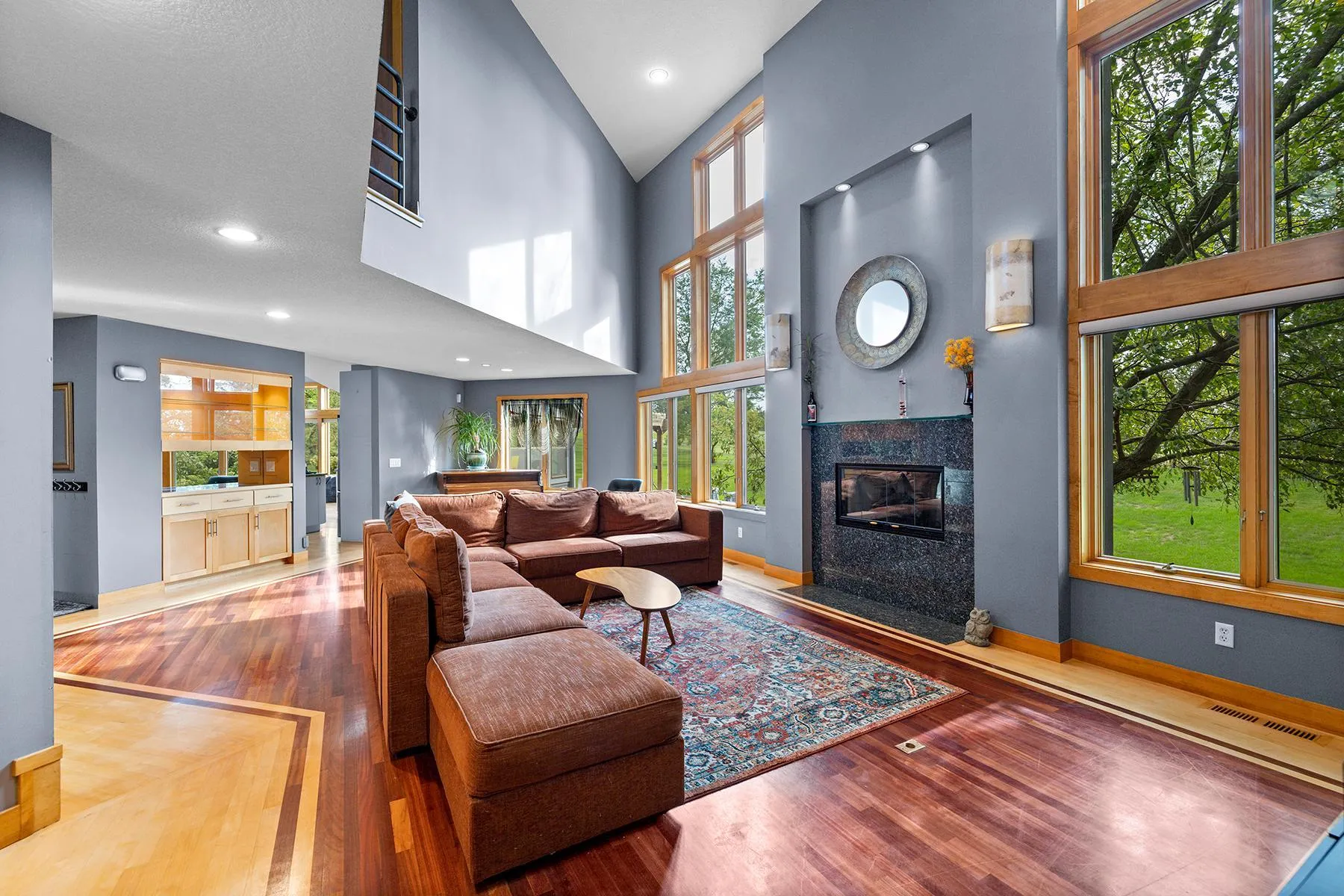 Photo 10 of 1610 Johnson Drive