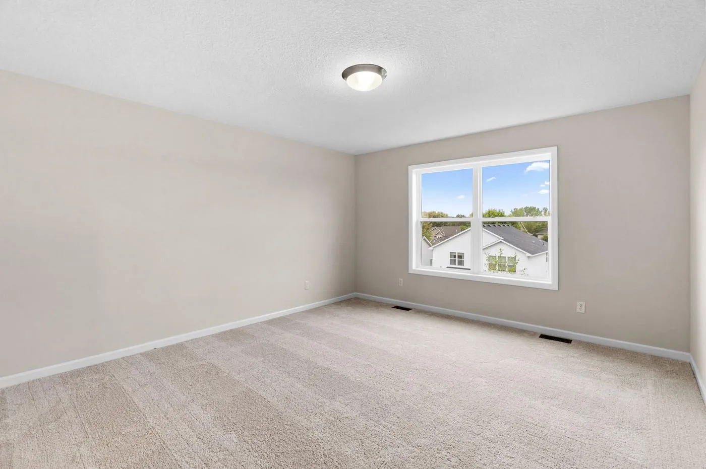 Photo 21 of 11590 19th Ne Street