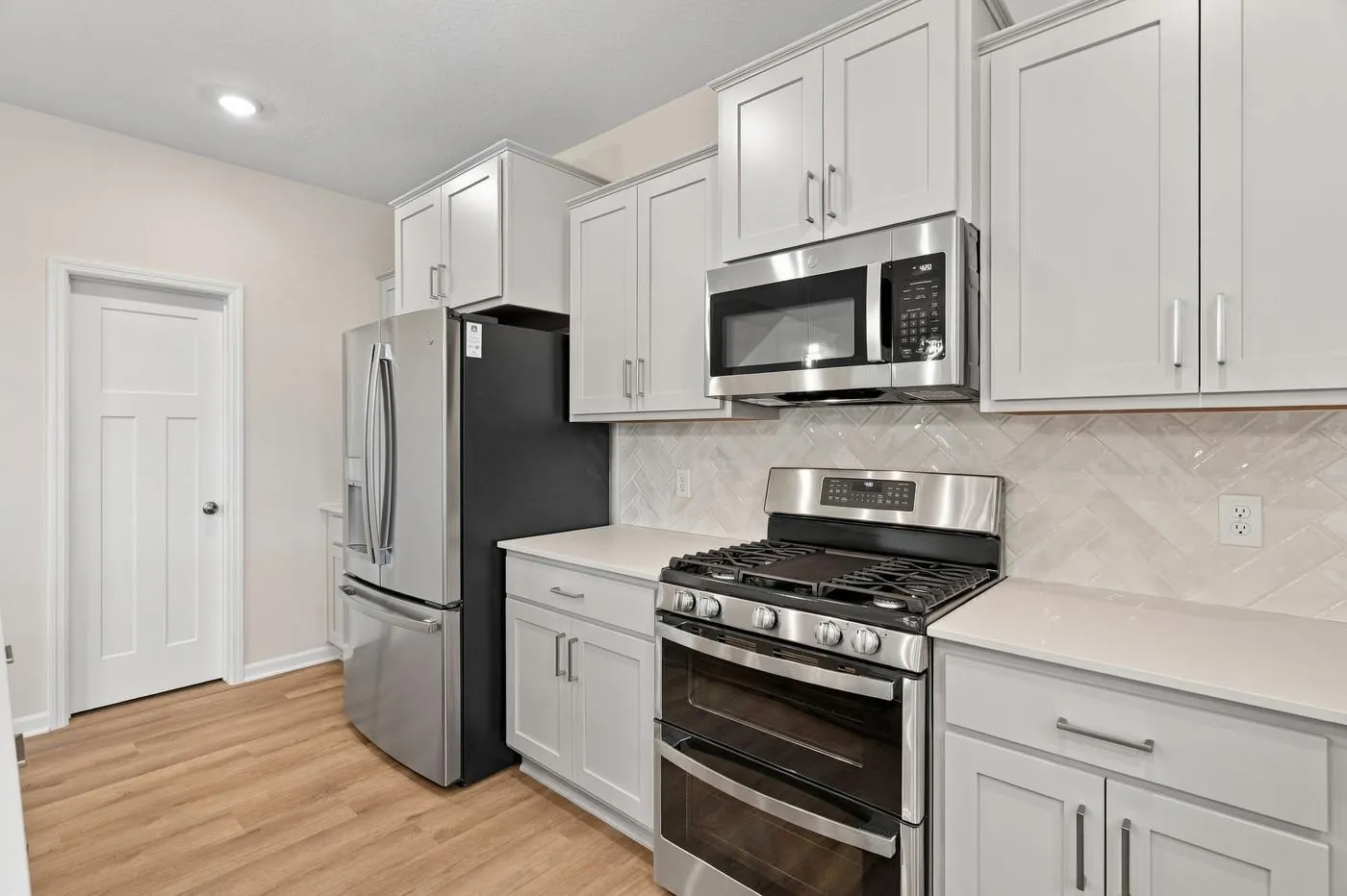Photo 18 of 11590 19th Ne Street