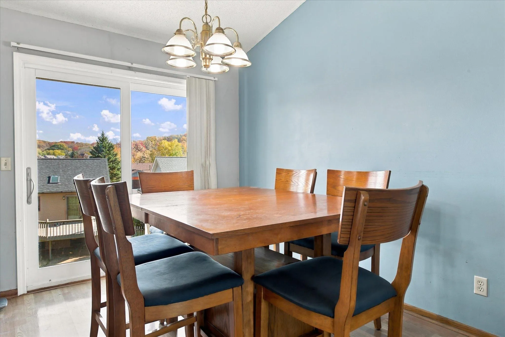 Photo 3 of 16650 Jersey Court