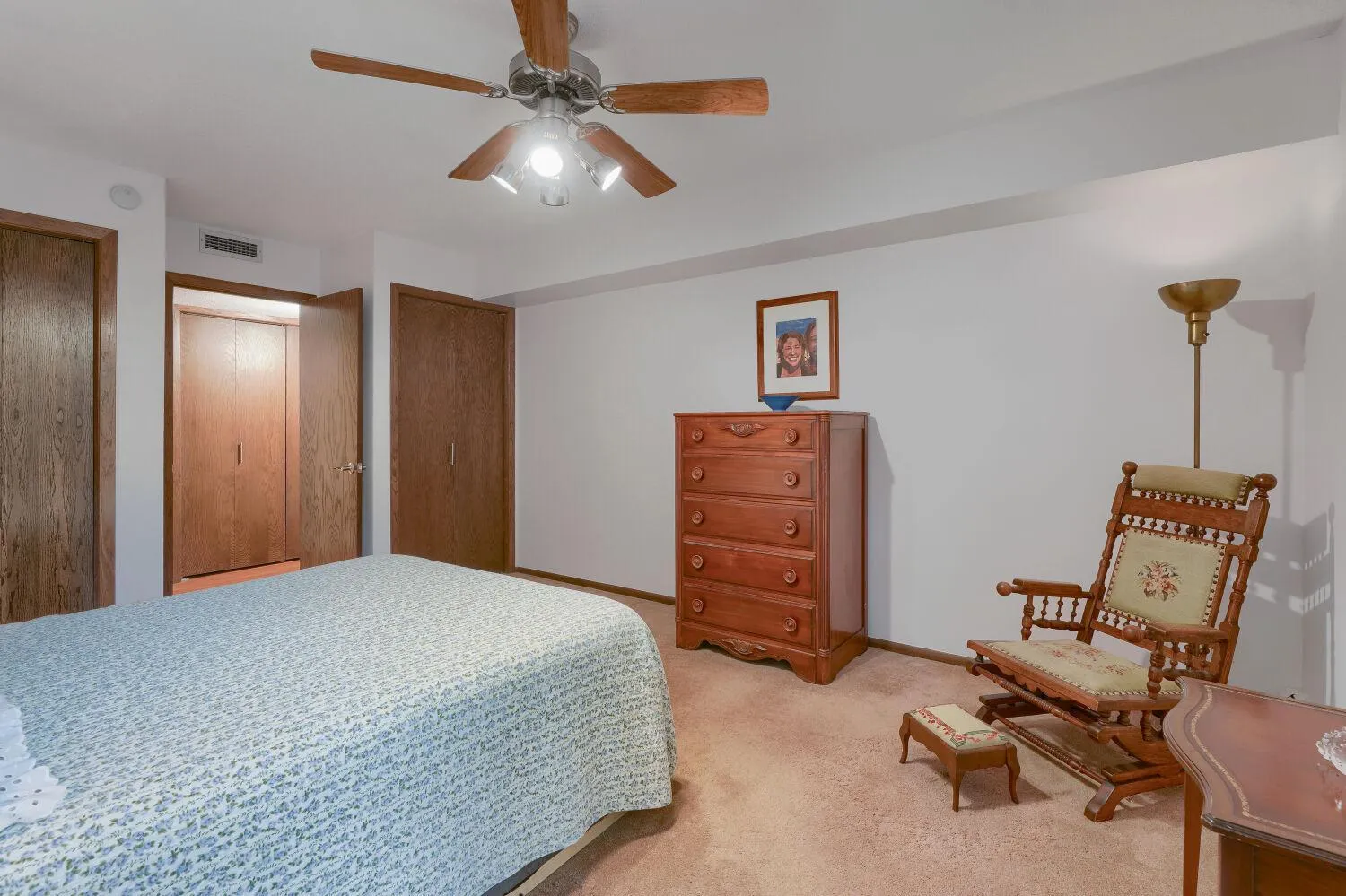 Photo 18 of 8441 Irwin Road Unit 106