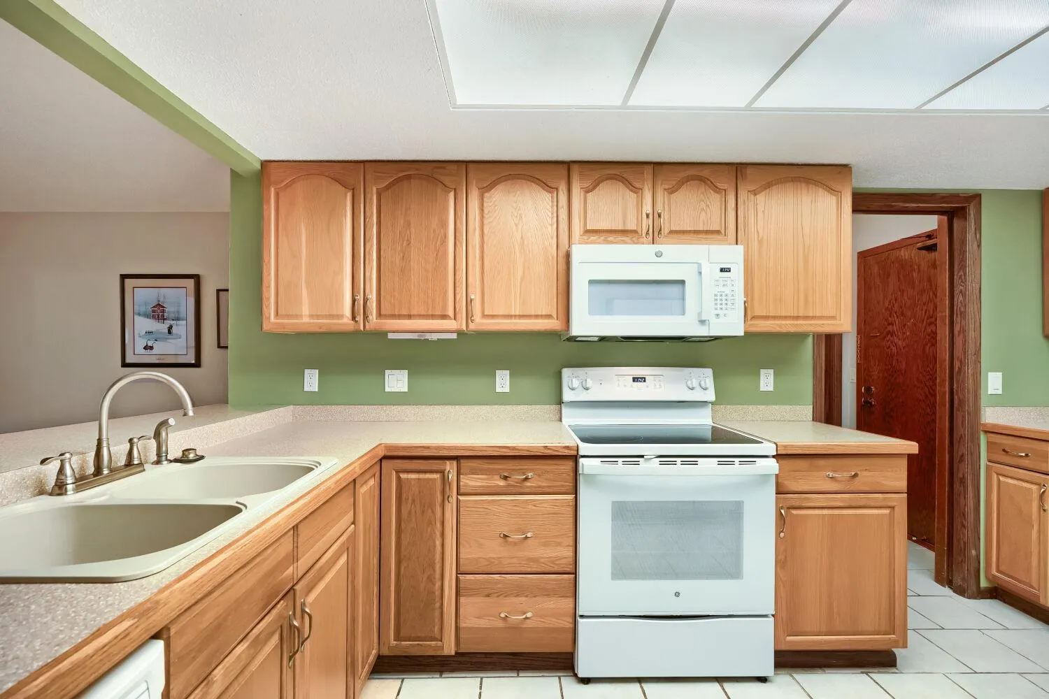 Photo 11 of 8441 Irwin Road Unit 106