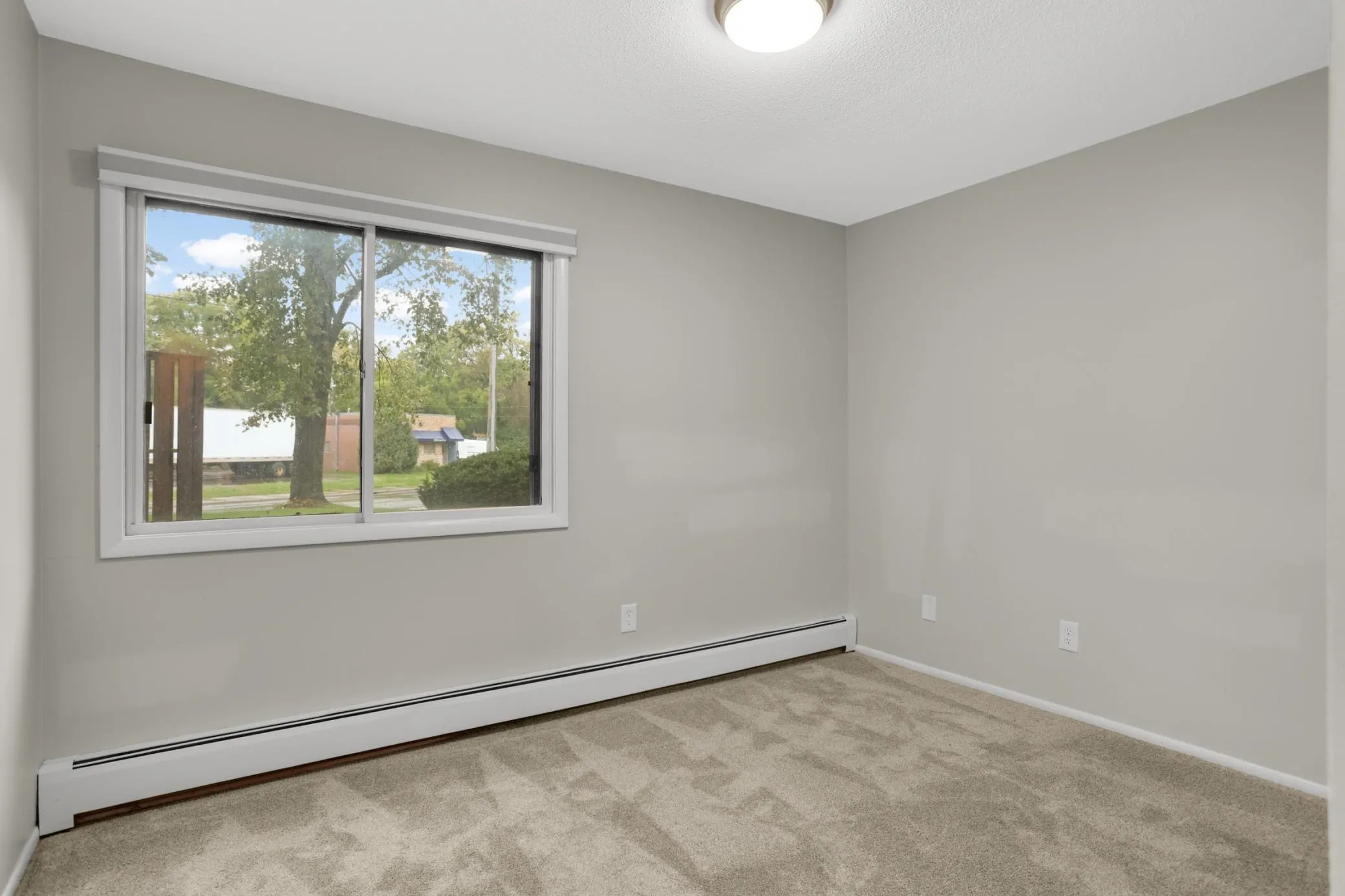 Photo 17 of 3914 Foss Road Unit 101