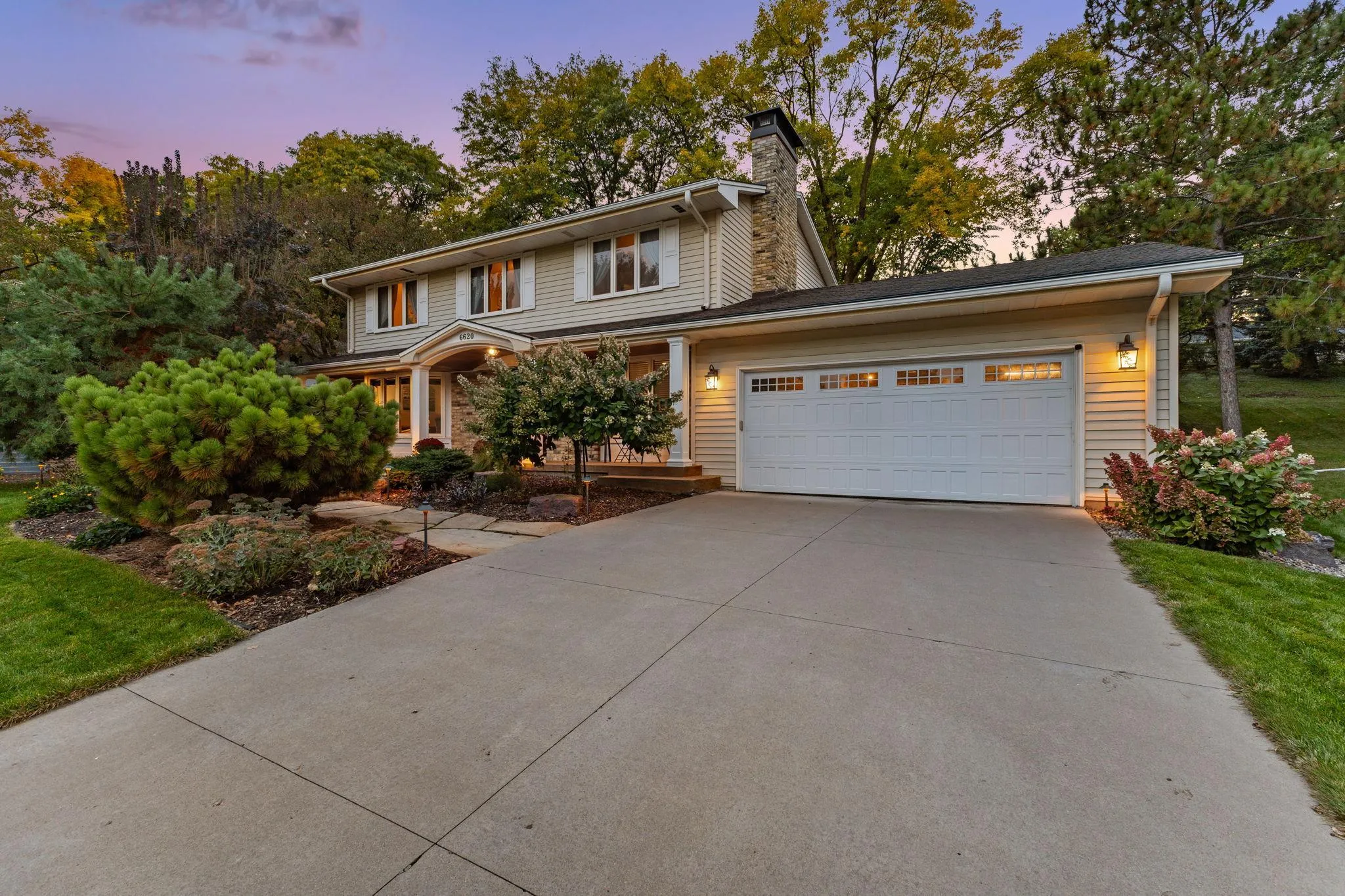 Photo 4 of 6620 Hillside Lane