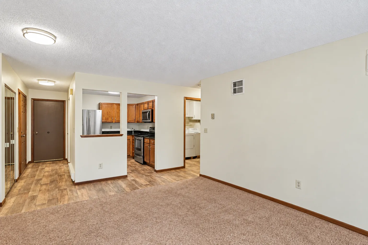 Photo 9 of 1581 Wheelock Lane Unit 206