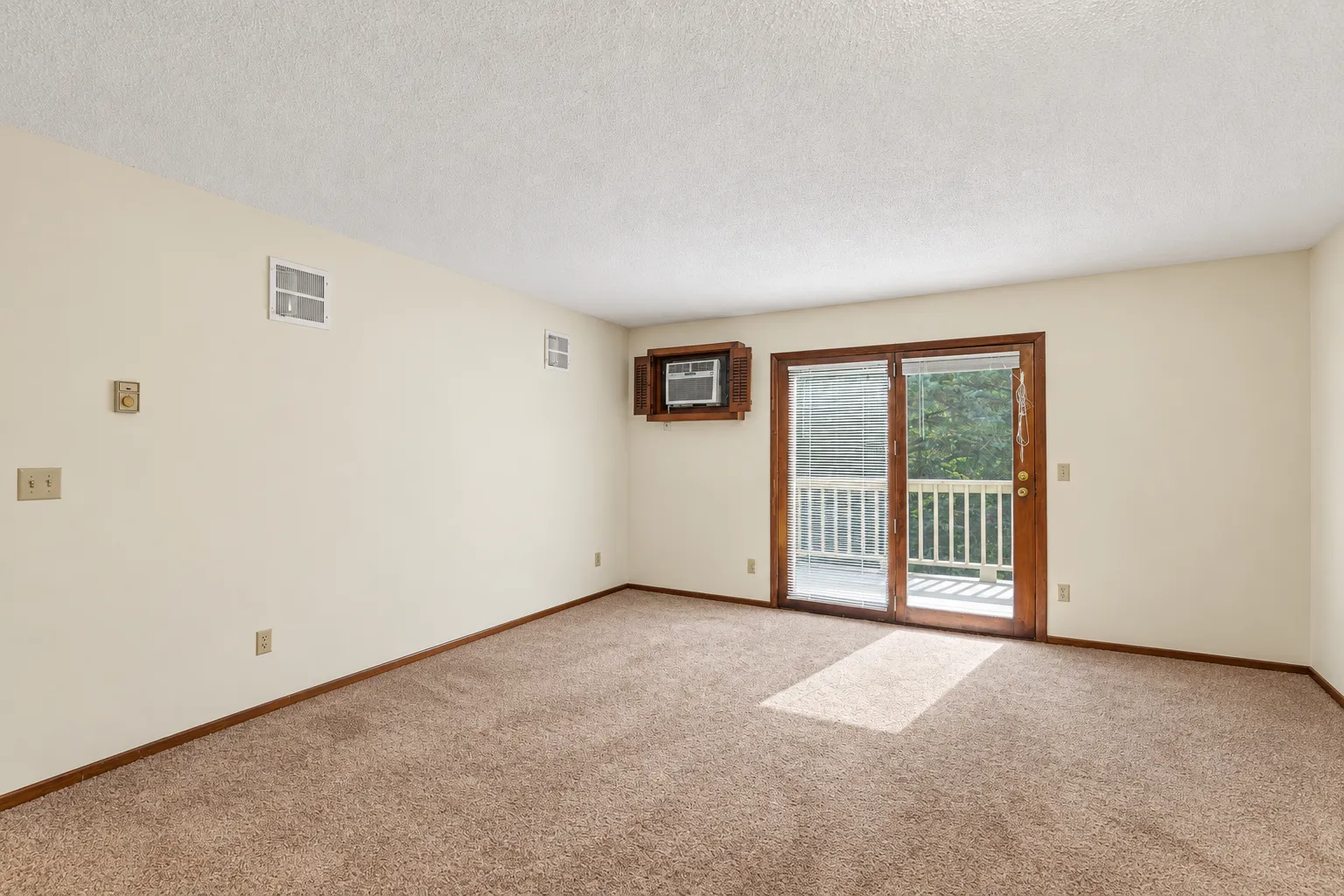 Photo 13 of 1581 Wheelock Lane Unit 206