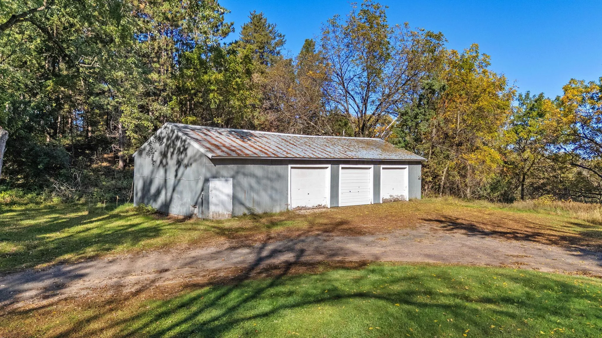 Photo 33 of 1742 Hillcrest Drive