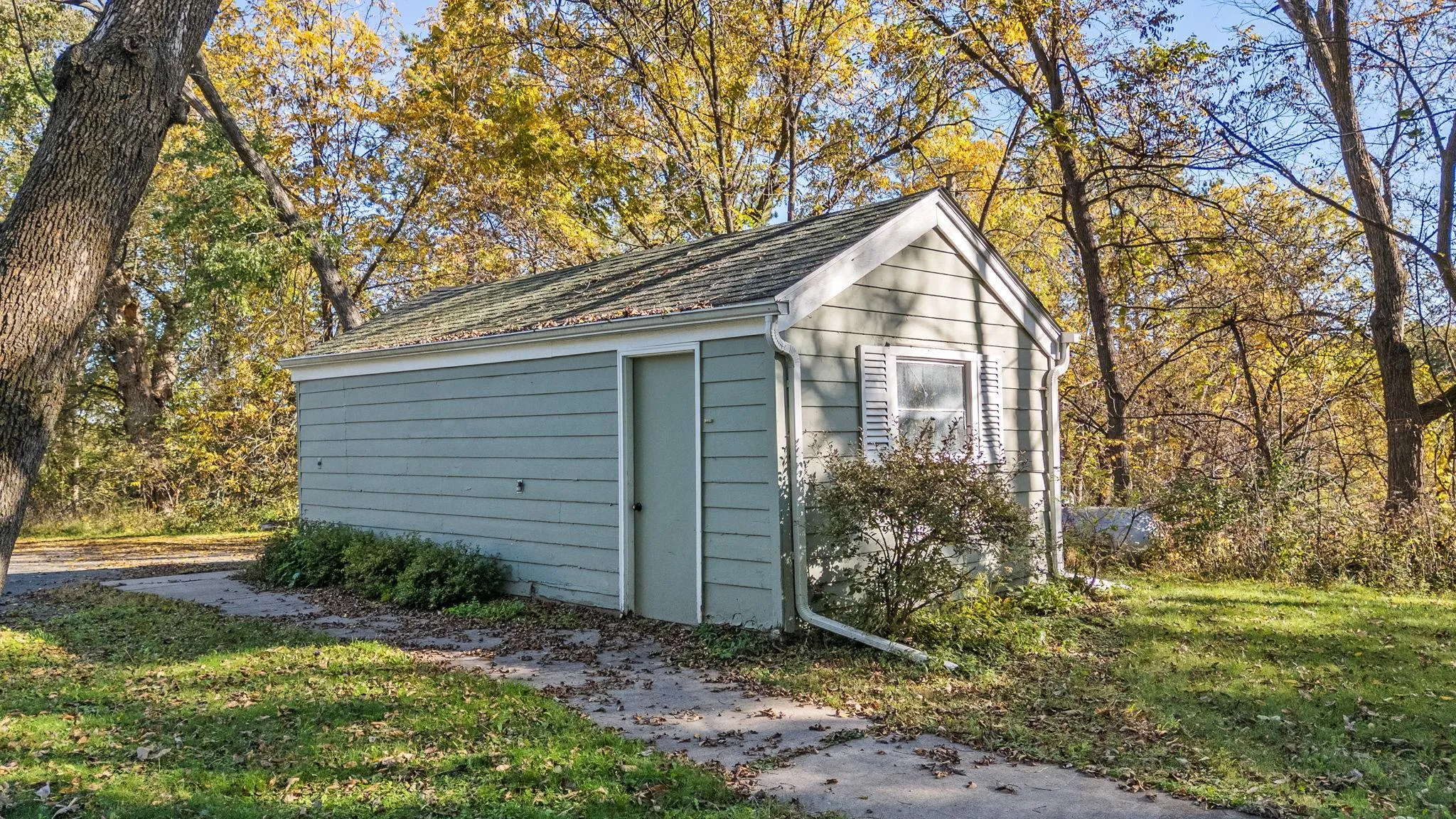 Photo 34 of 1742 Hillcrest Drive