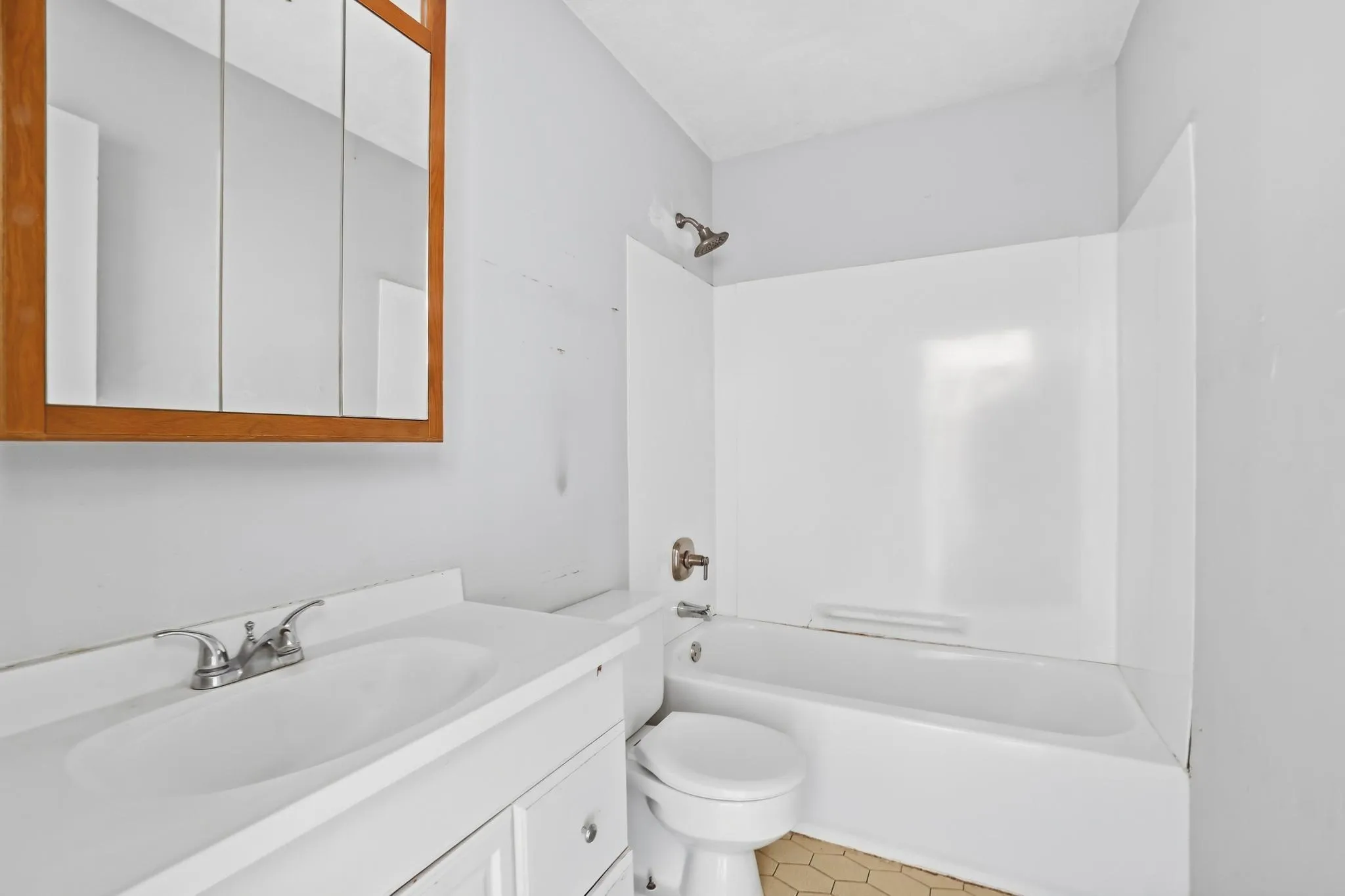 Photo 14 of 5013 Shoreline Drive