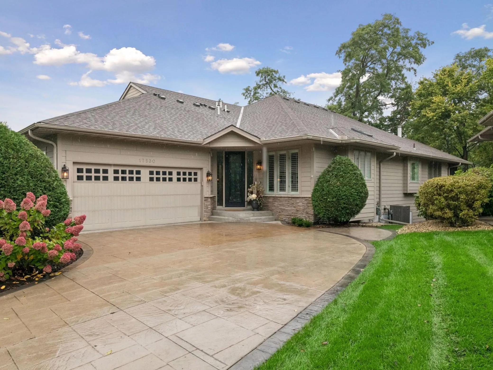 Photo 2 of 17530 Sanctuary Drive