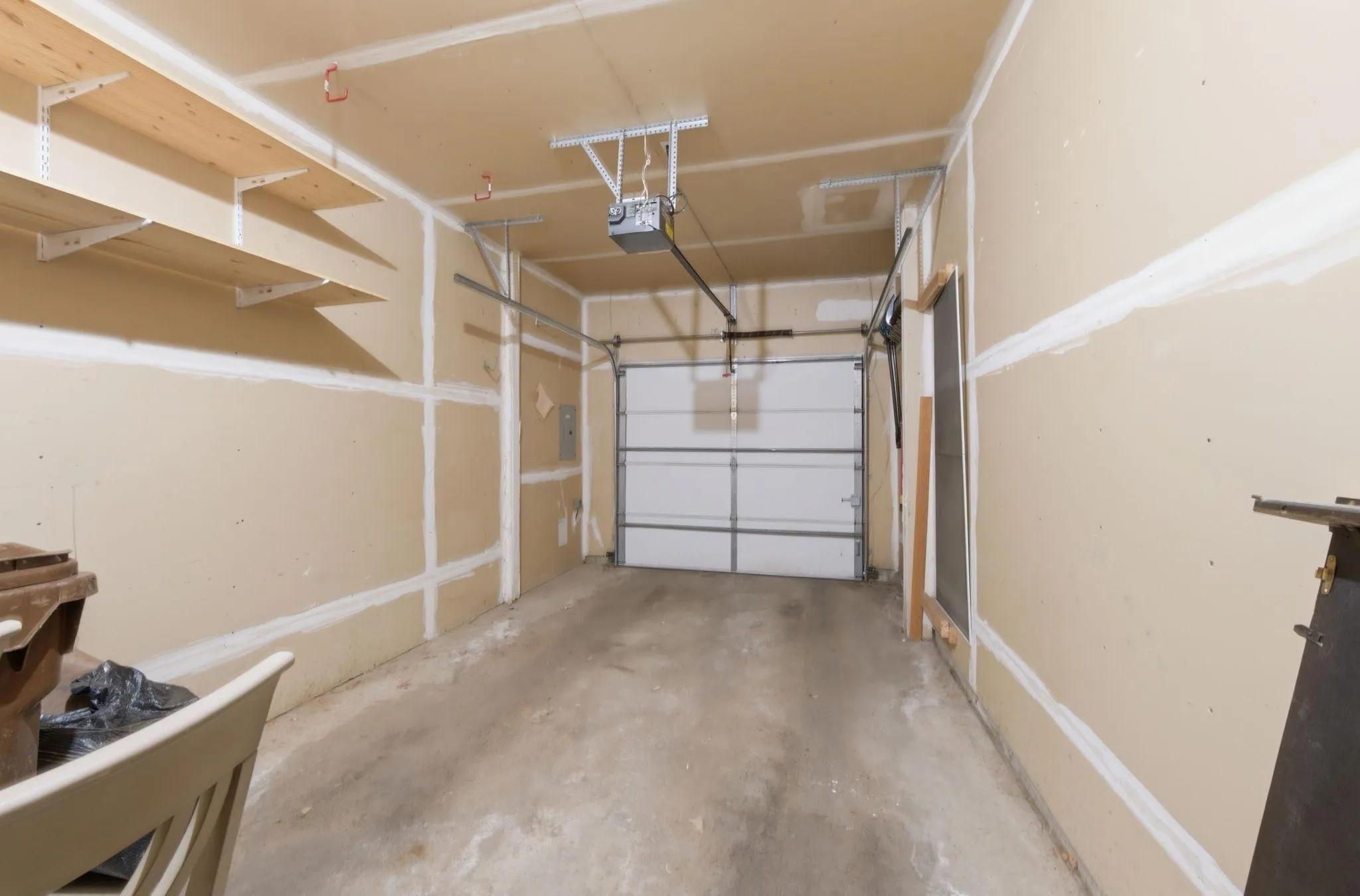 Photo 11 of 14172 Plymouth Avenue Unit 28