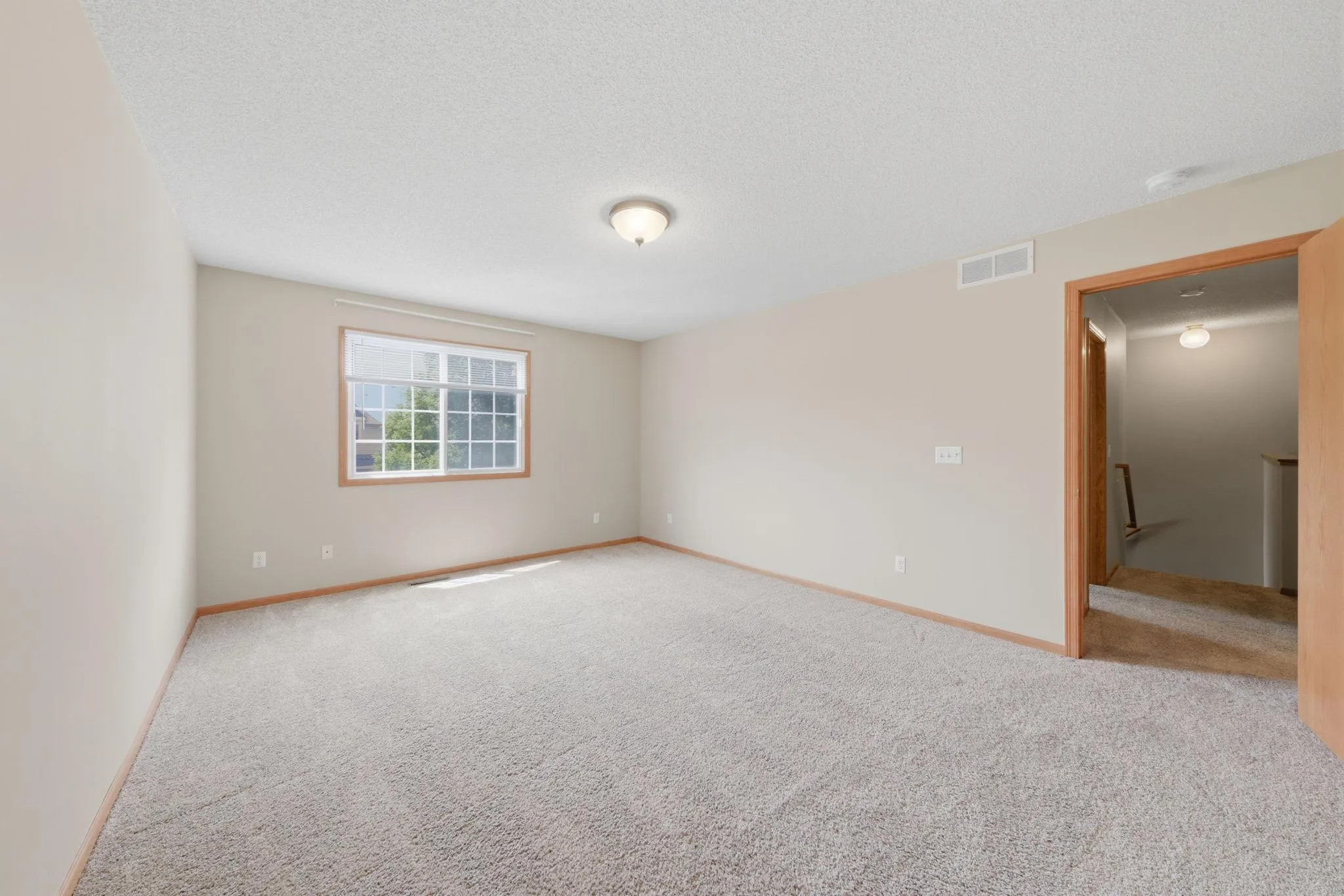 Photo 17 of 14172 Plymouth Avenue Unit 28