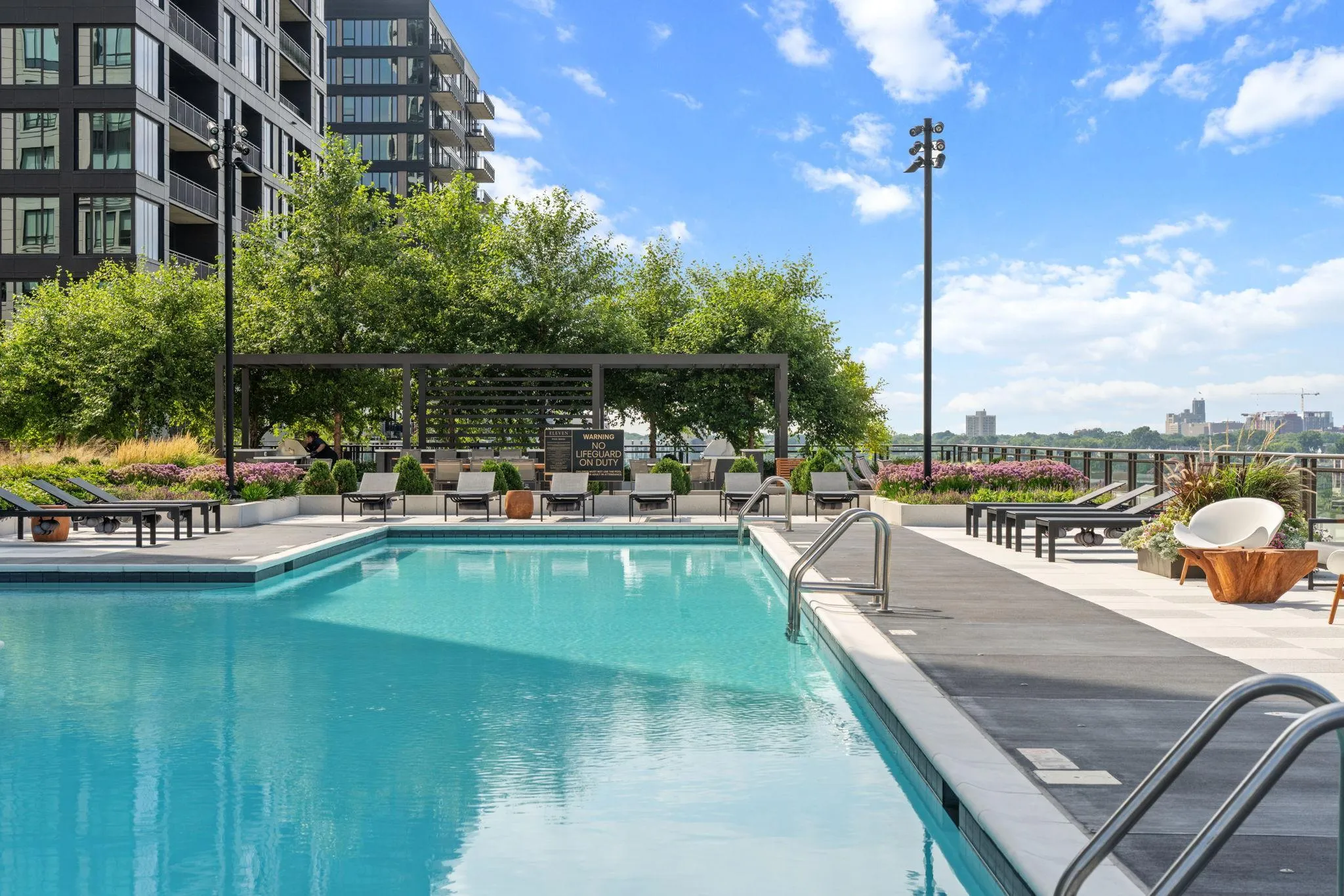 Photo 98 of 1111 W River Parkway Unit 20b