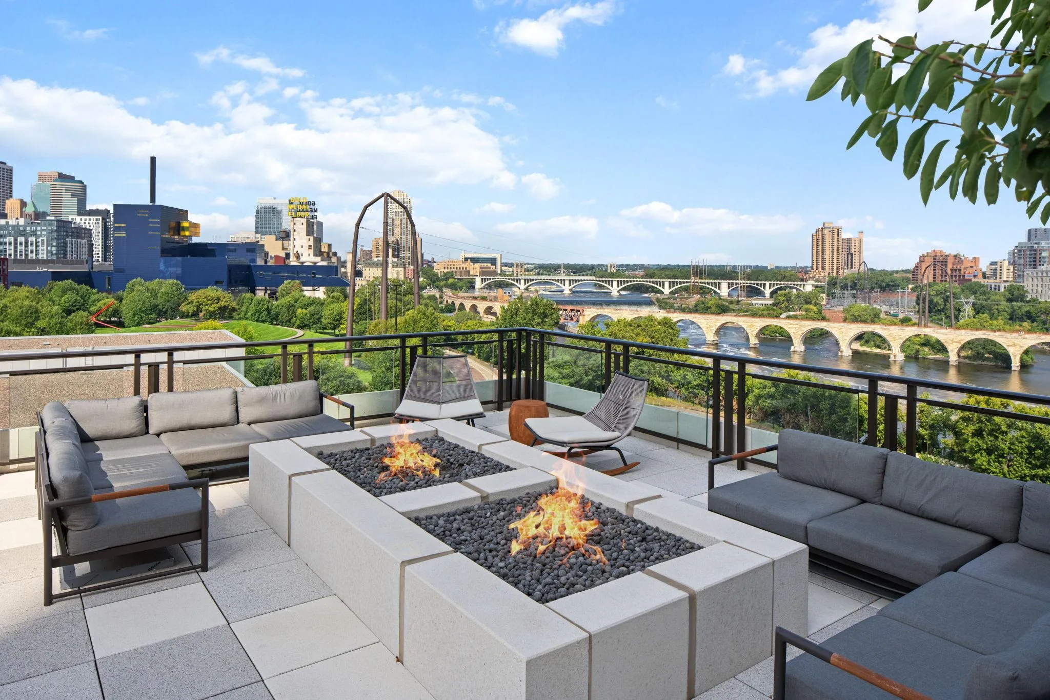 Photo 97 of 1111 W River Parkway Unit 20b