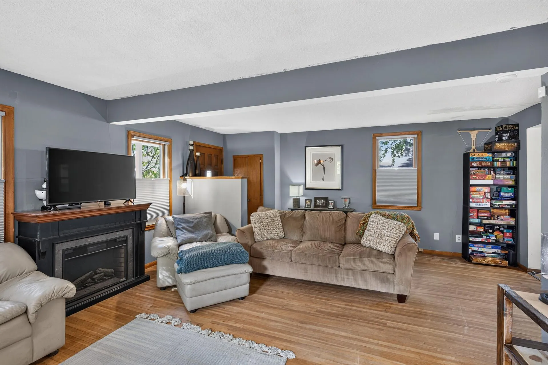 Photo 5 of 810 Summit Avenue