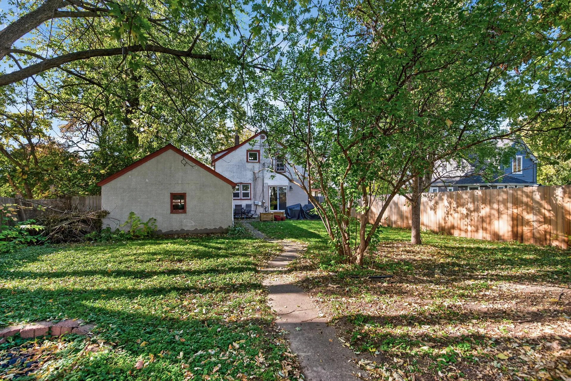 Photo 22 of 810 Summit Avenue