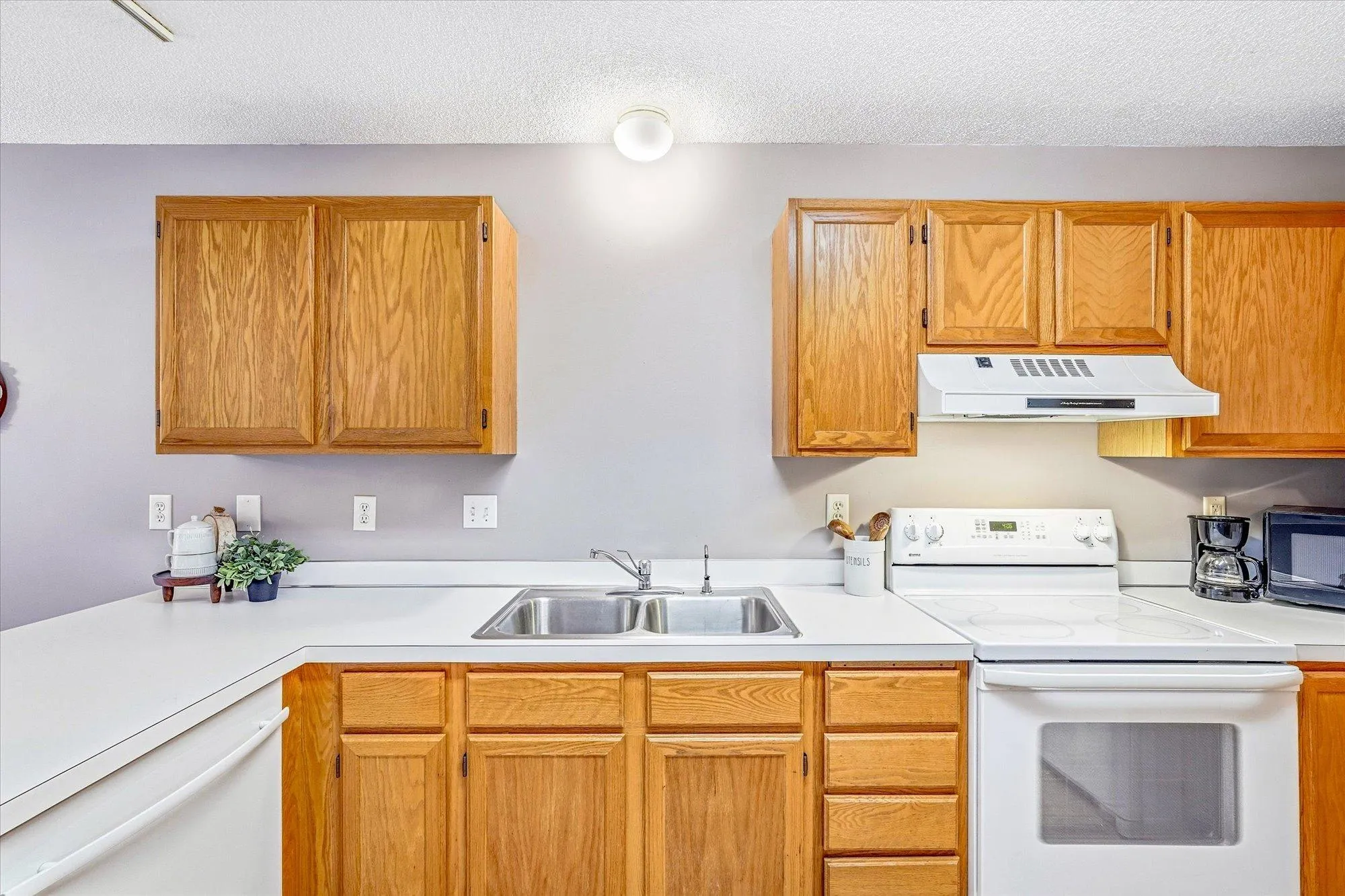 Photo 13 of 4068 Wilshire Circle Unit 43