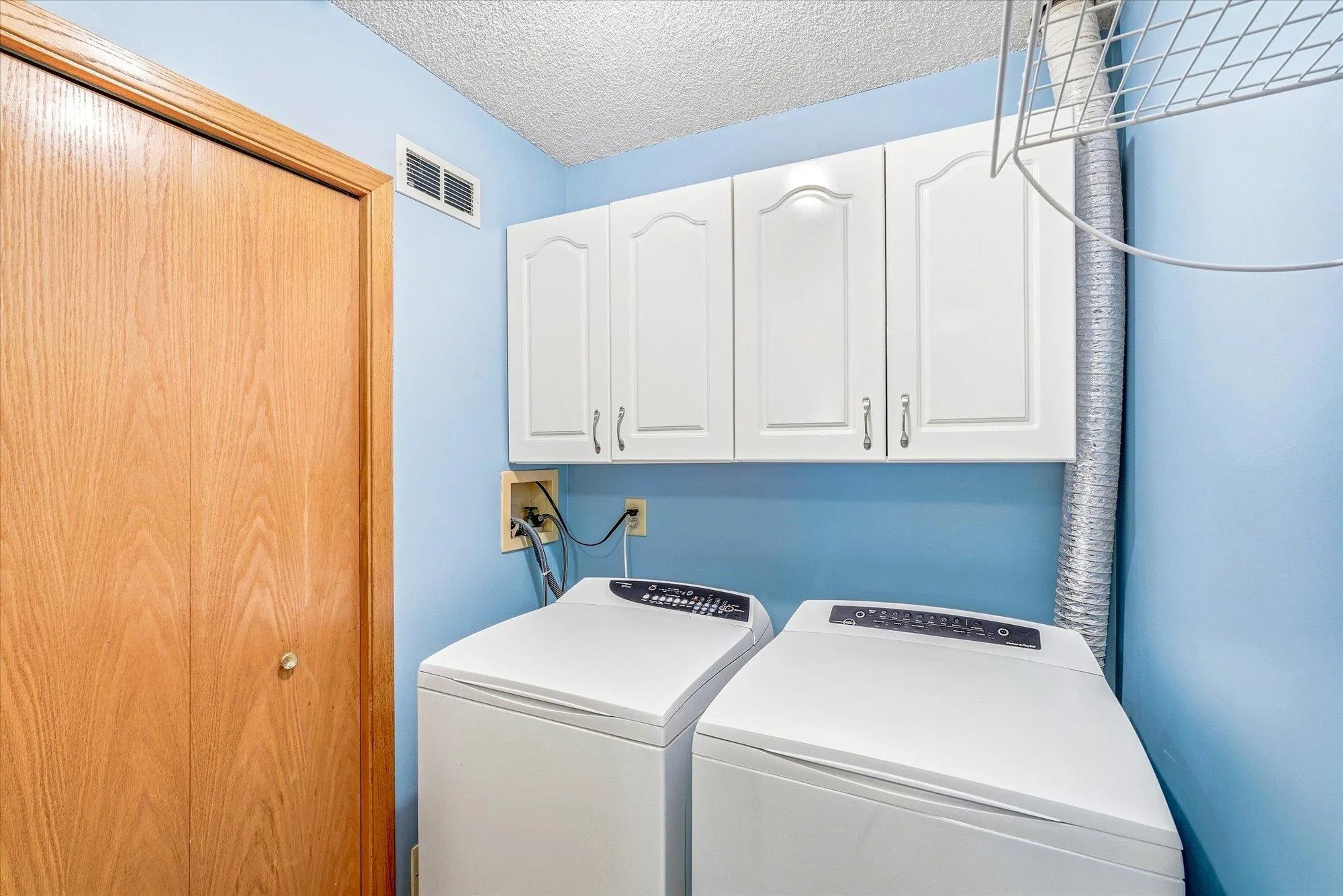 Photo 16 of 4068 Wilshire Circle Unit 43