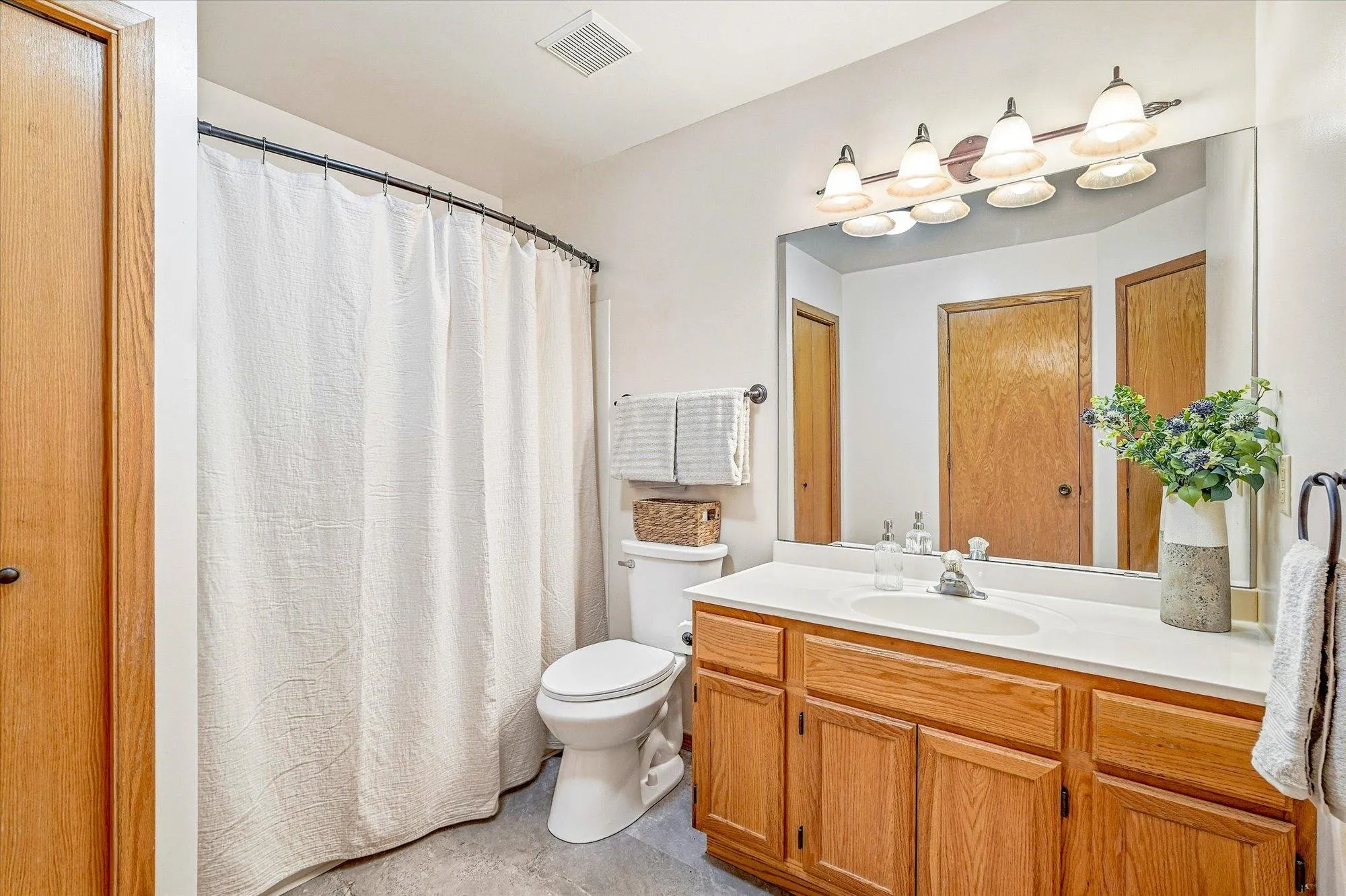 Photo 24 of 4068 Wilshire Circle Unit 43