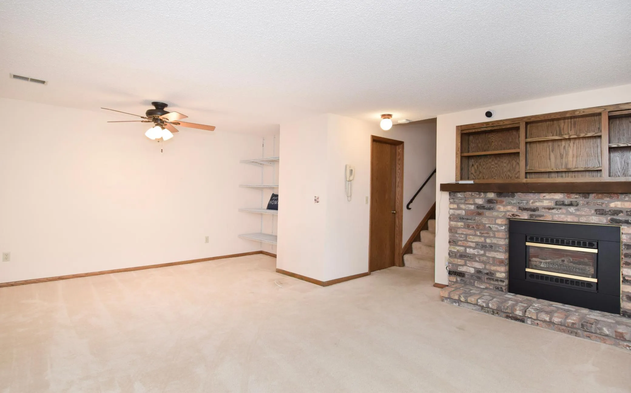 Photo 18 of 8724 N Maplebrook Circle