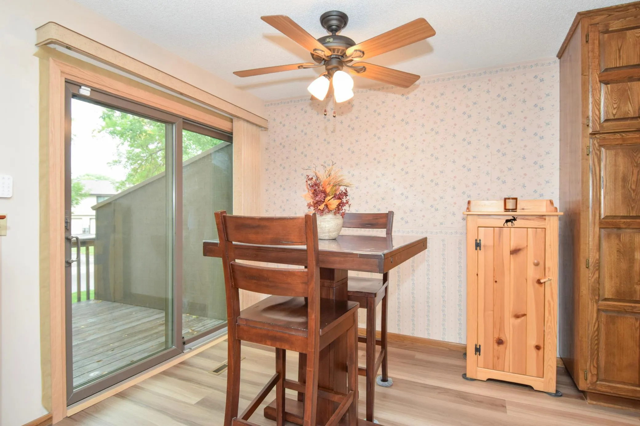 Photo 6 of 8724 N Maplebrook Circle