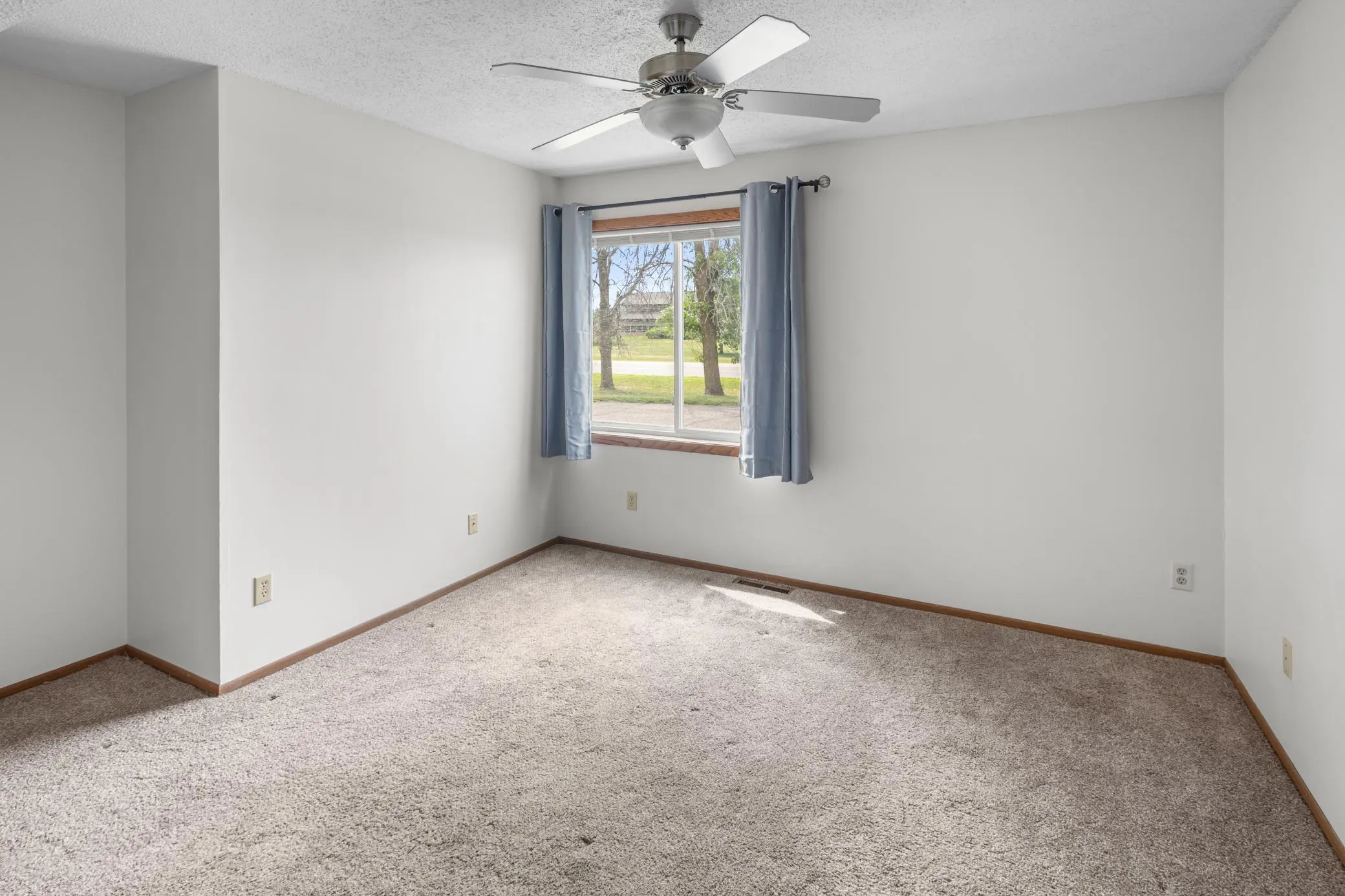 Photo 13 of 4457 Westdel Road