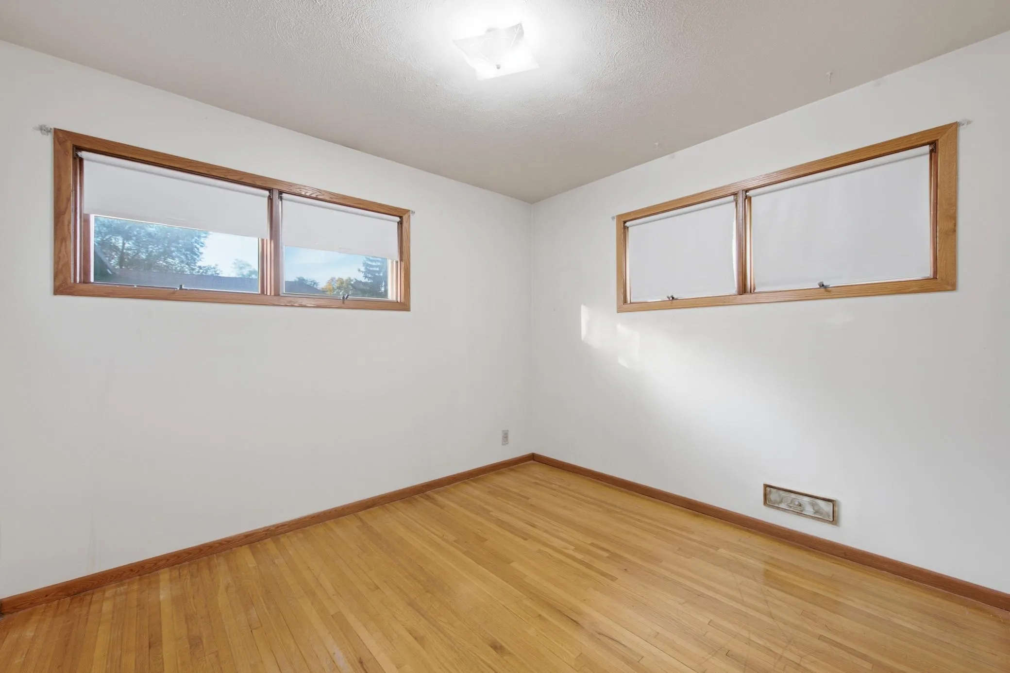 Photo 10 of 6009 2nd Ne Street
