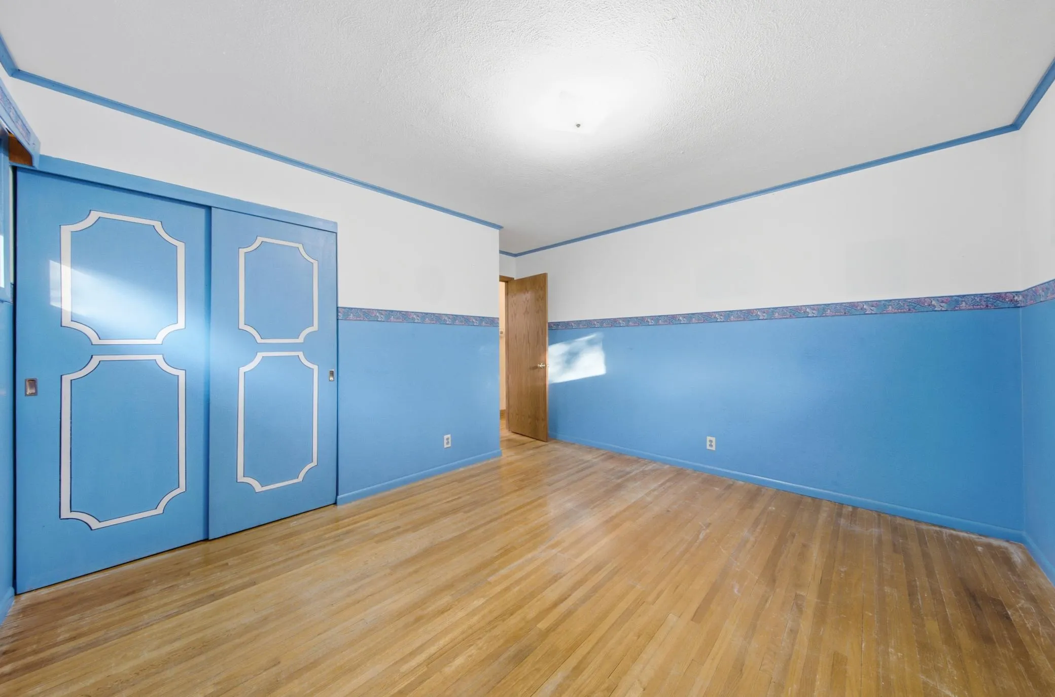 Photo 12 of 6009 2nd Ne Street