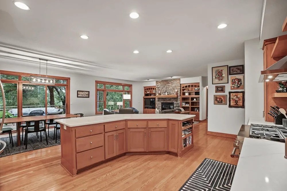 Photo 11 of 4844 Pinecroft N Court