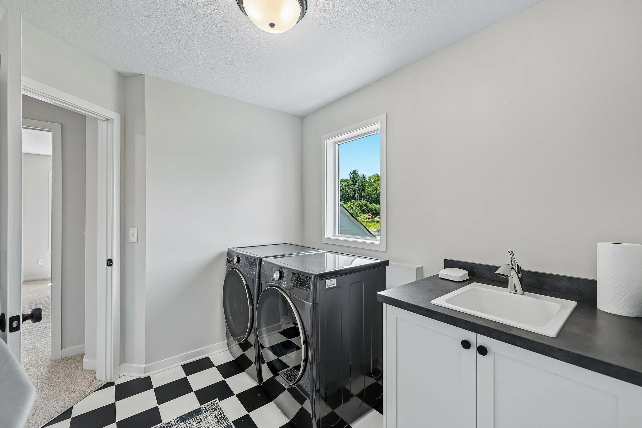 Photo 33 of 399 Tessier Court