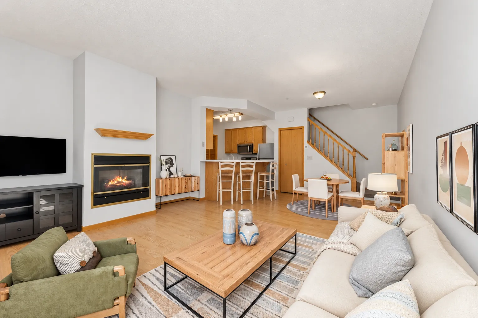 Photo 6 of 8763 Branson Drive Unit 90