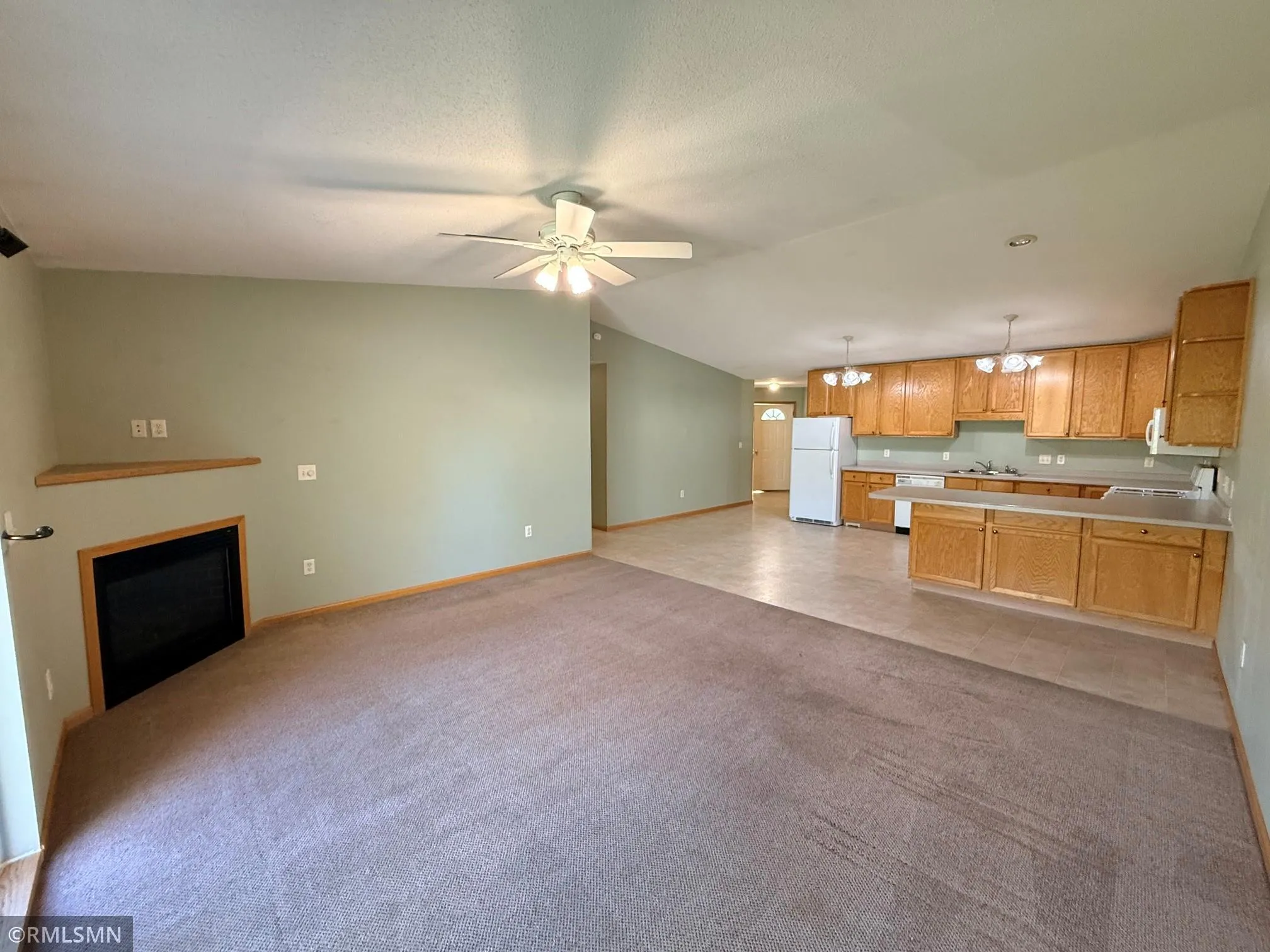 Photo 14 of 610 Meadows Drive