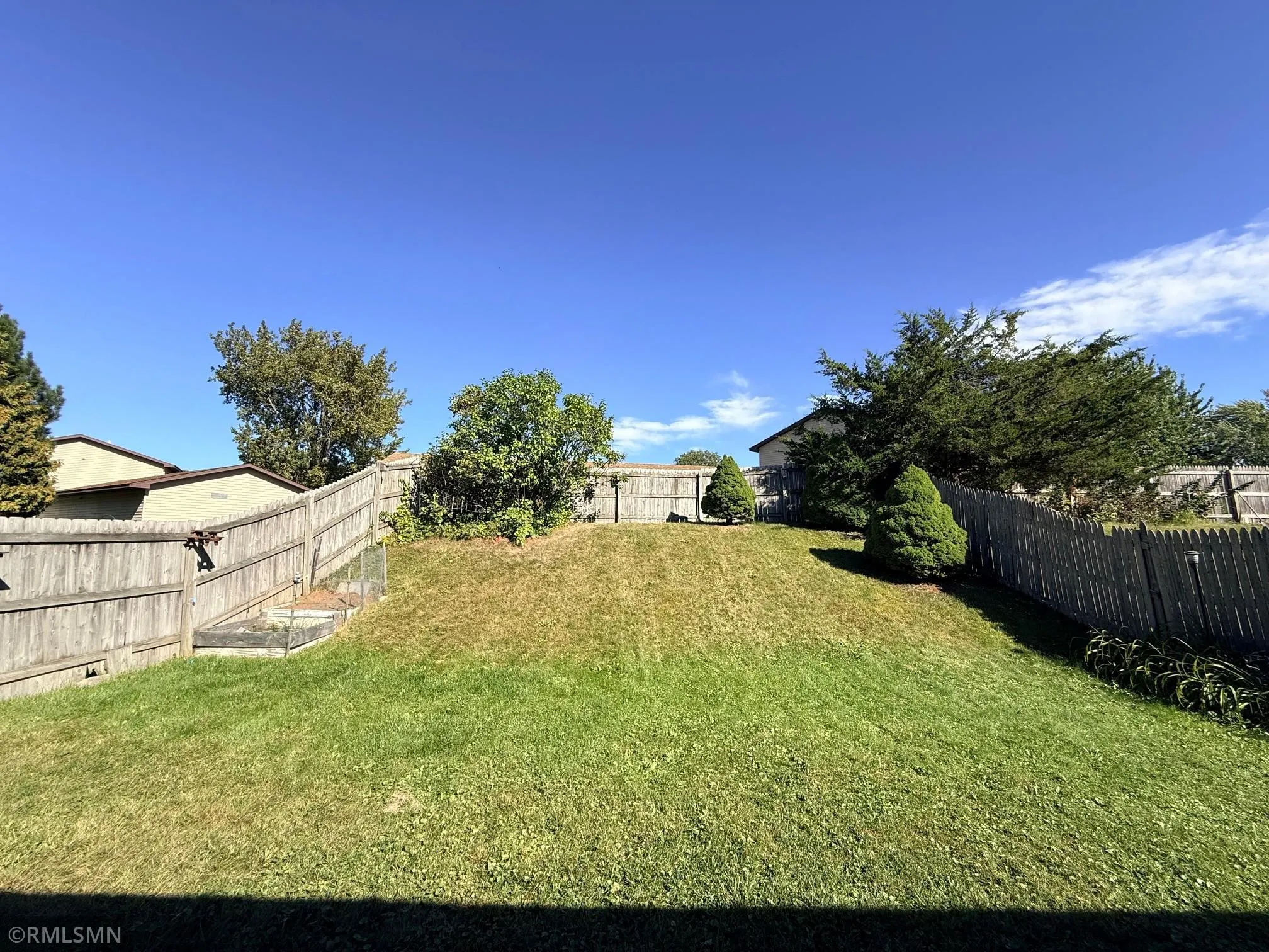 Photo 12 of 610 Meadows Drive