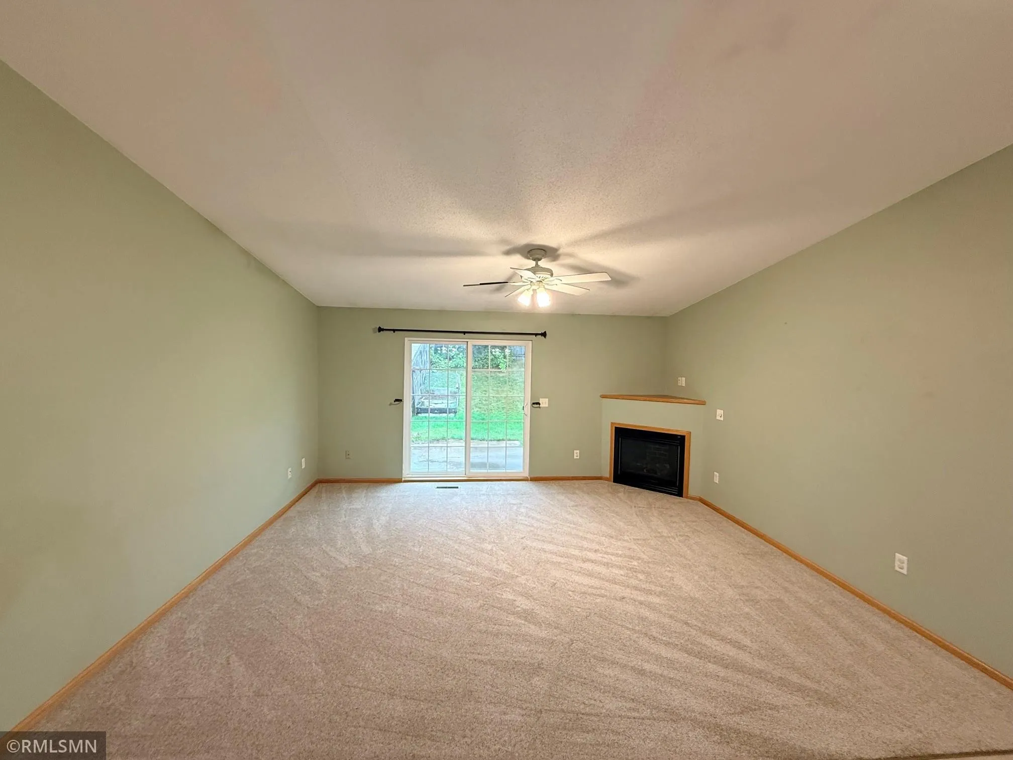 Photo 9 of 610 Meadows Drive