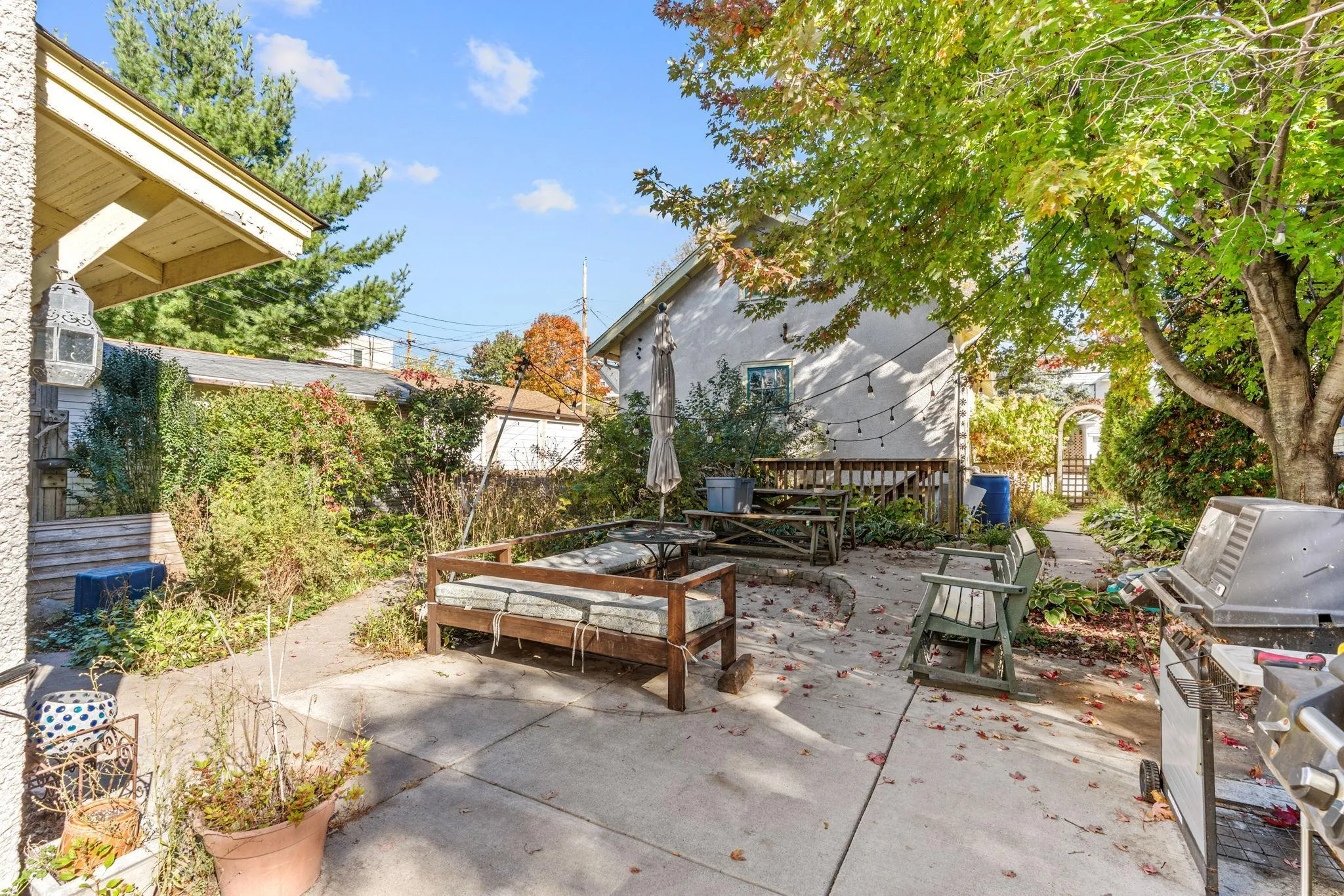 Photo 43 of 3411 Pillsbury S Avenue