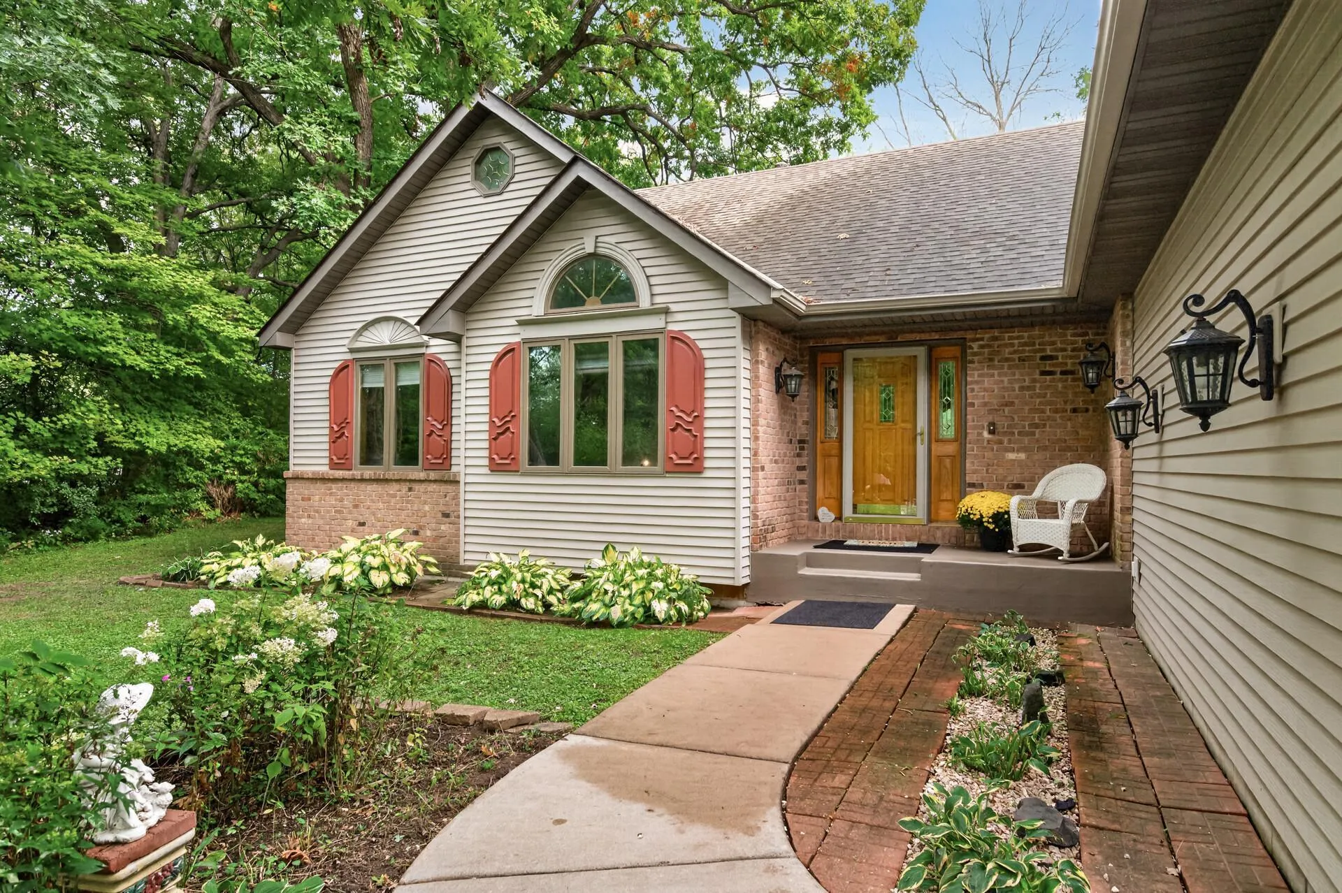 Photo 2 of 27163 Ironwood Court