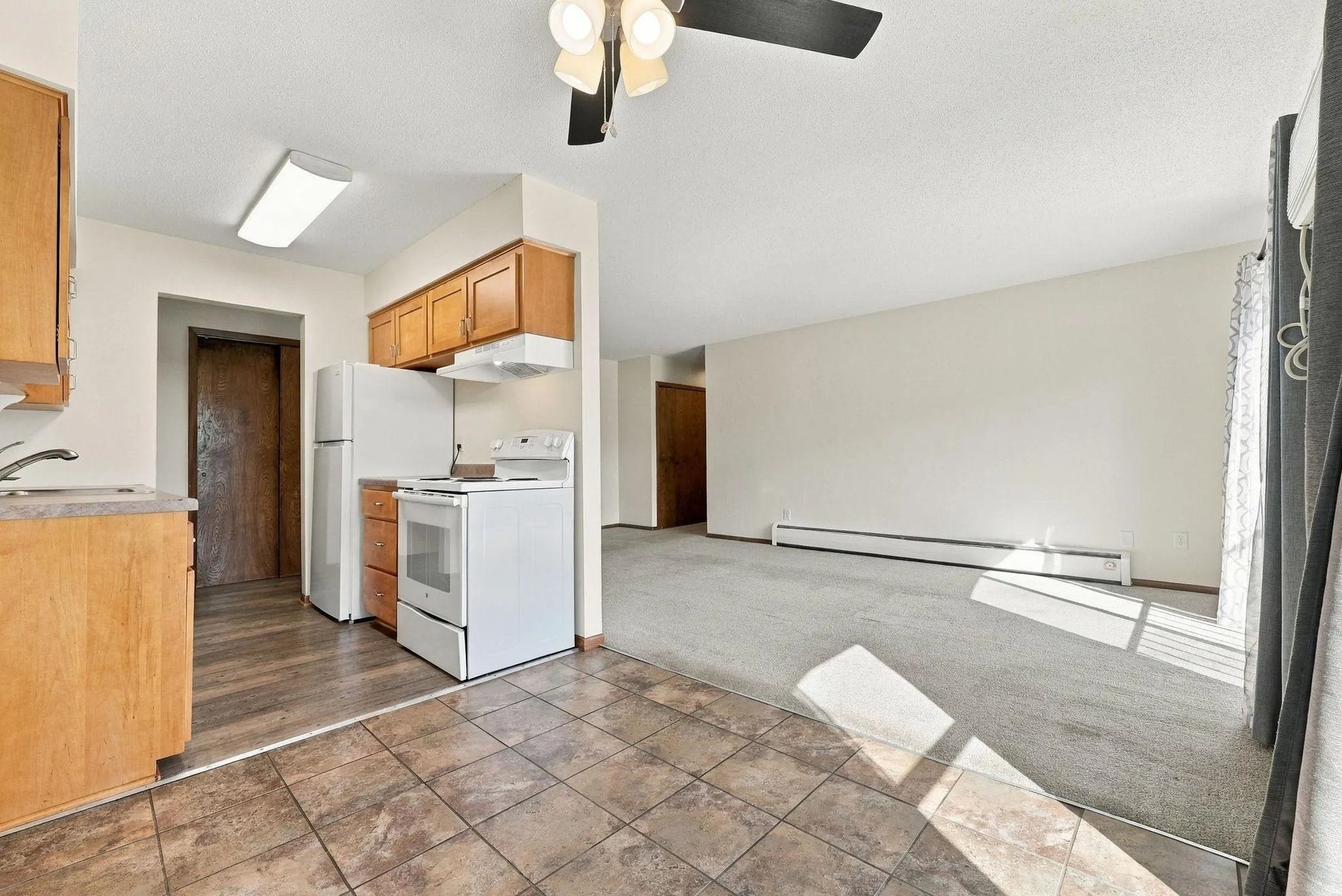 Photo 10 of 819 11th S Avenue Unit 7