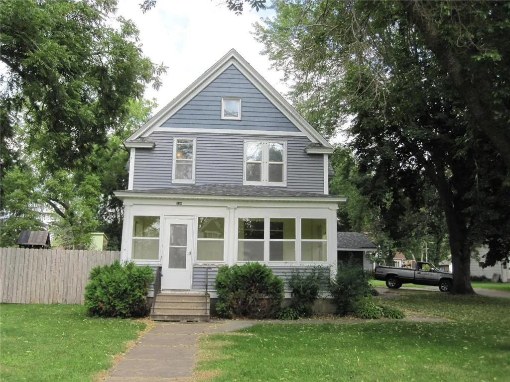 Photo 26 of 230 N Arch Avenue