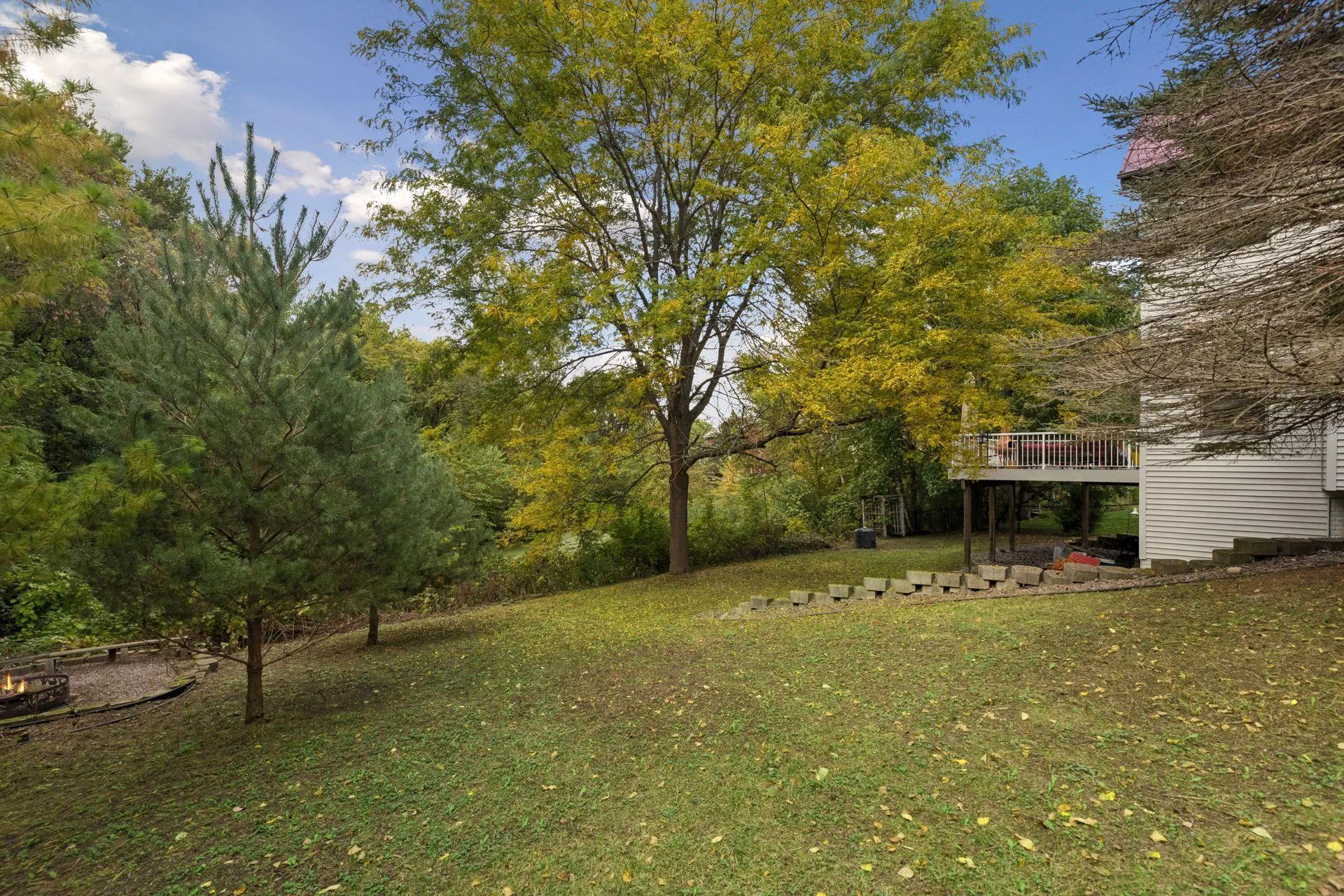 Photo 5 of 1128 Creekside Circle