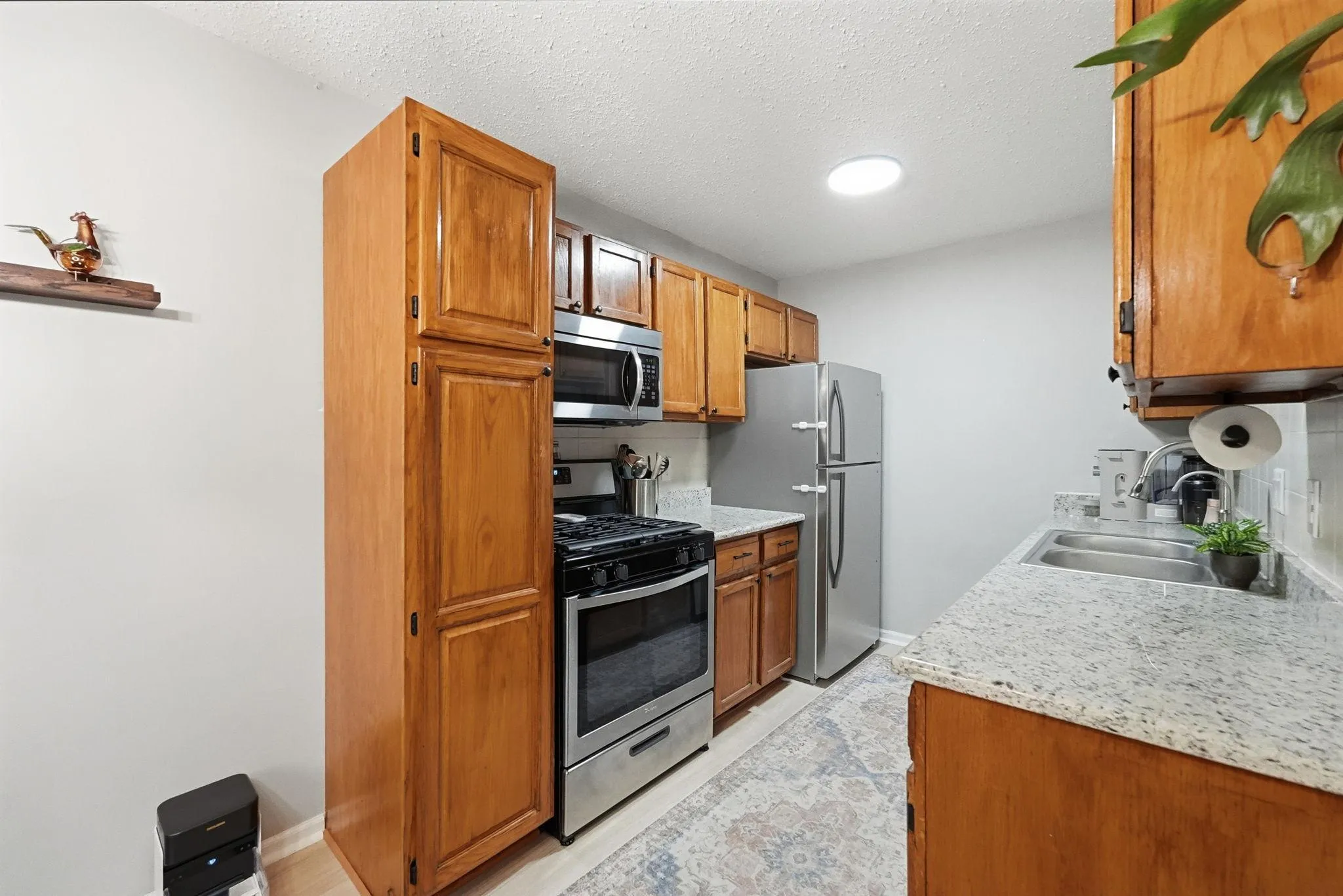 Photo 3 of 1646 City View Drive Unit 19