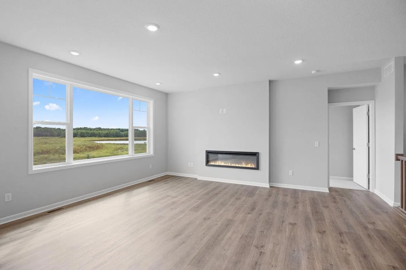 Photo 9 of 8204 Haywood Drive