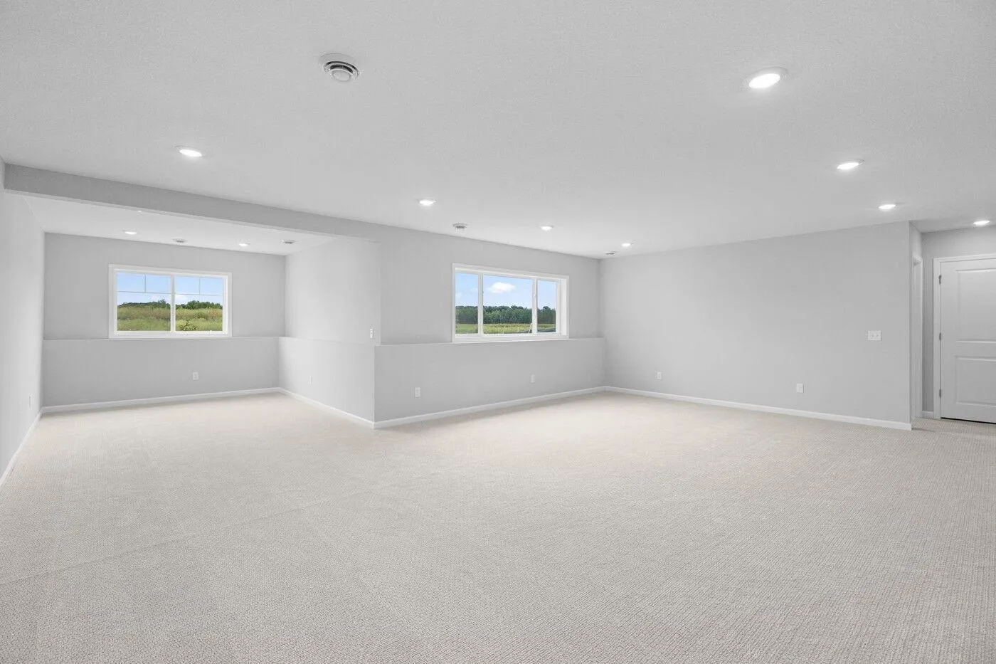 Photo 16 of 8204 Haywood Drive