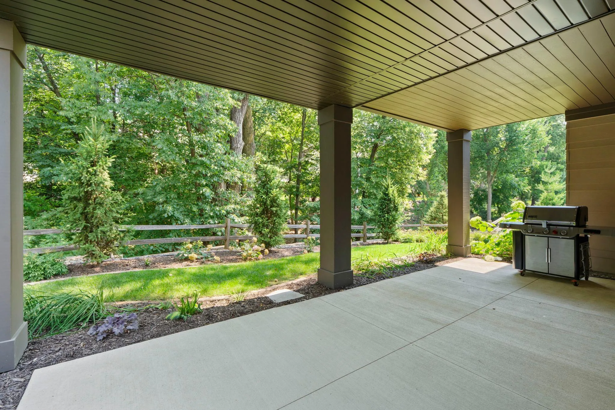 Photo 33 of 7061 Highland Court
