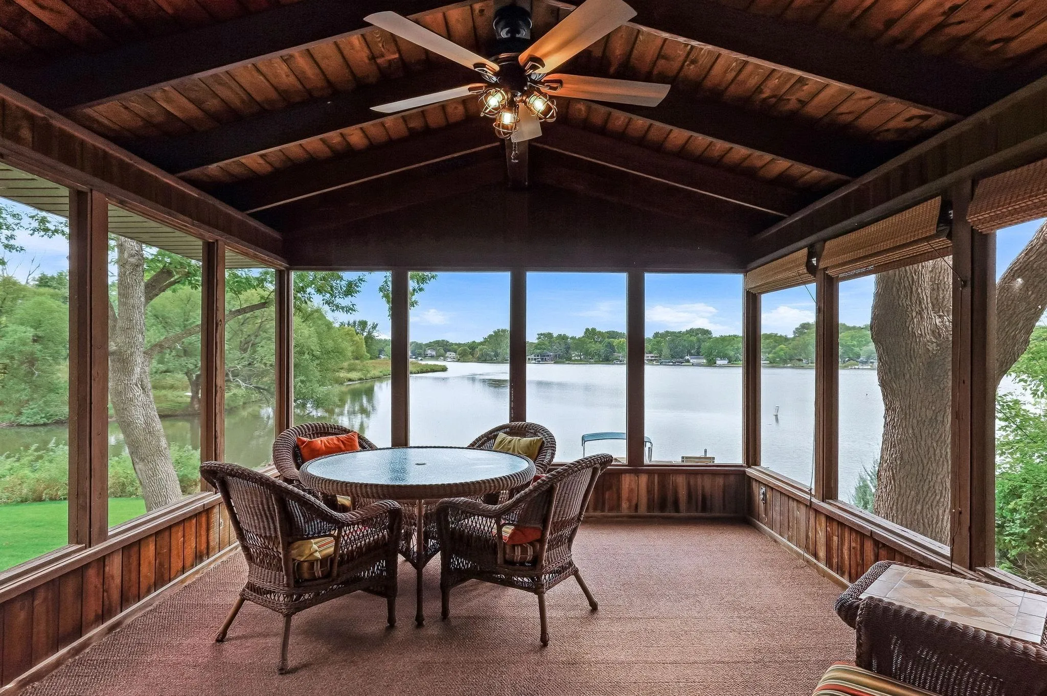 Photo 5 of 2162 Lakebrook Drive