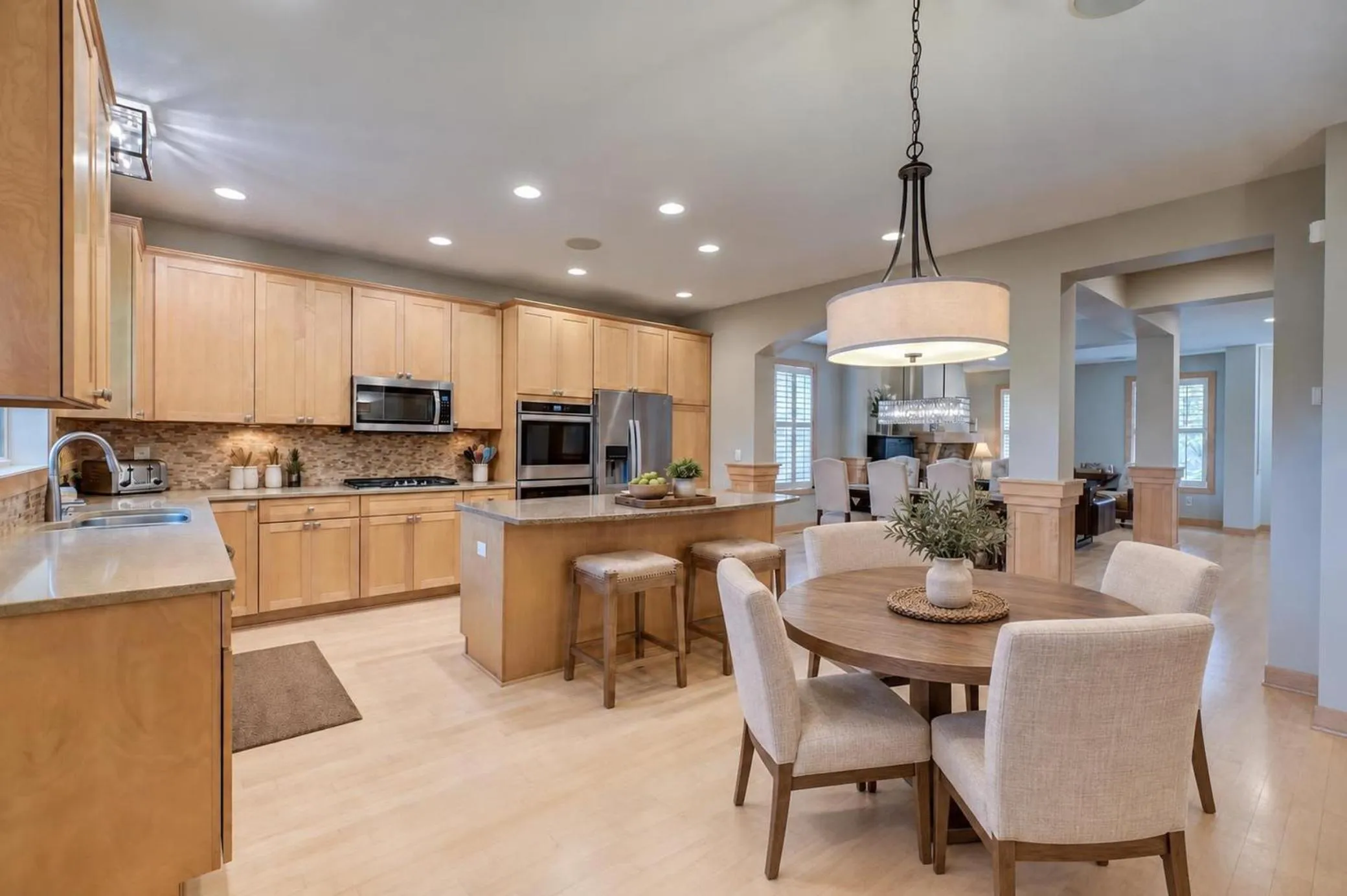 Photo 31 of 276 Country Road