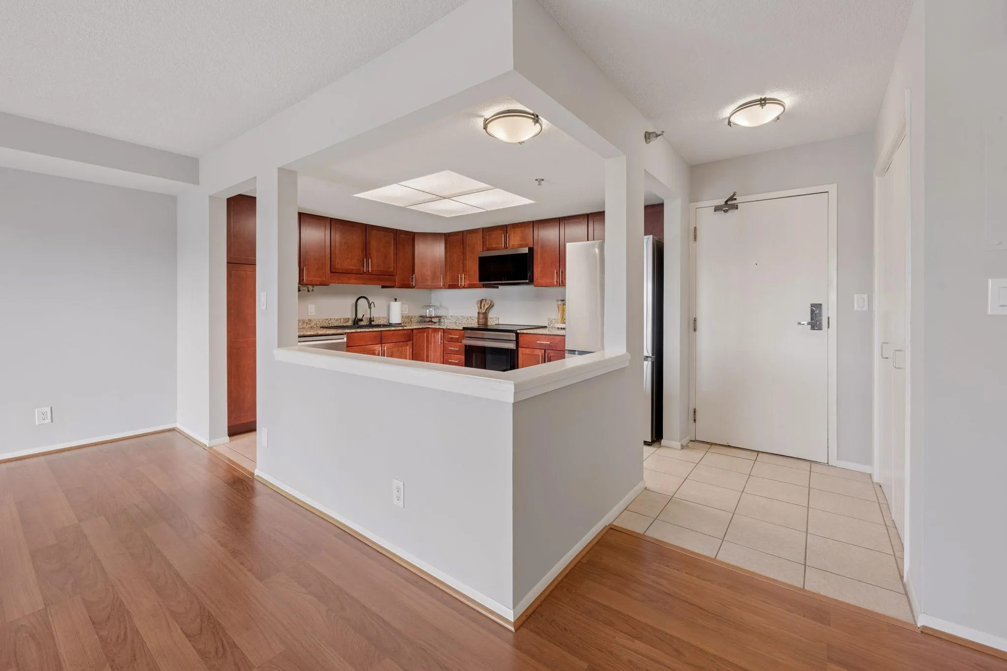 Photo 11 of 110 1st Ne Avenue Unit F704